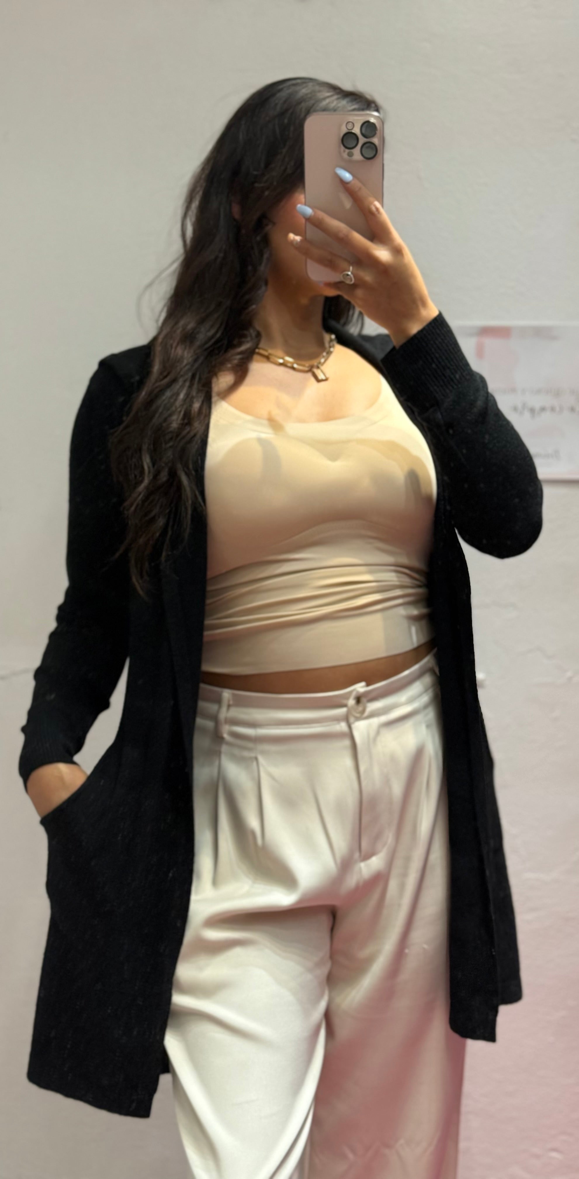 Suéter largo con gorrita