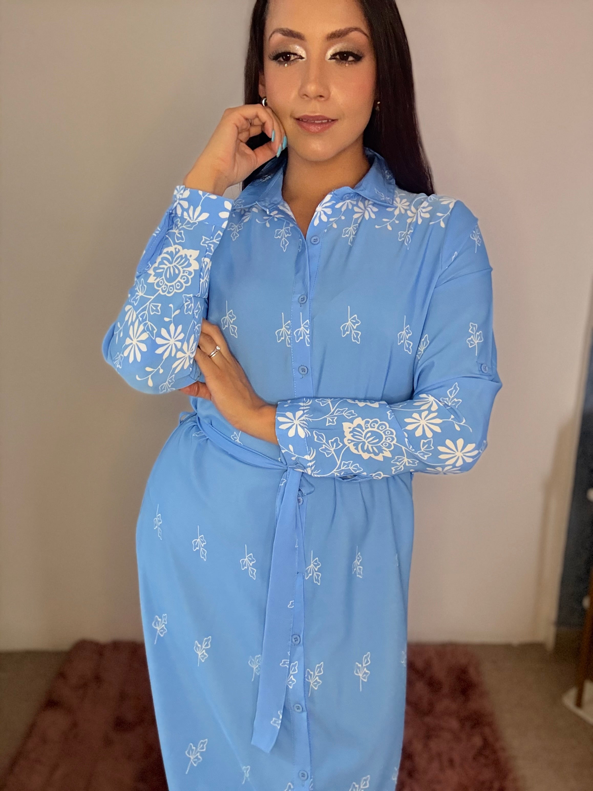 Vestido largo camisero de manga larga con cinta