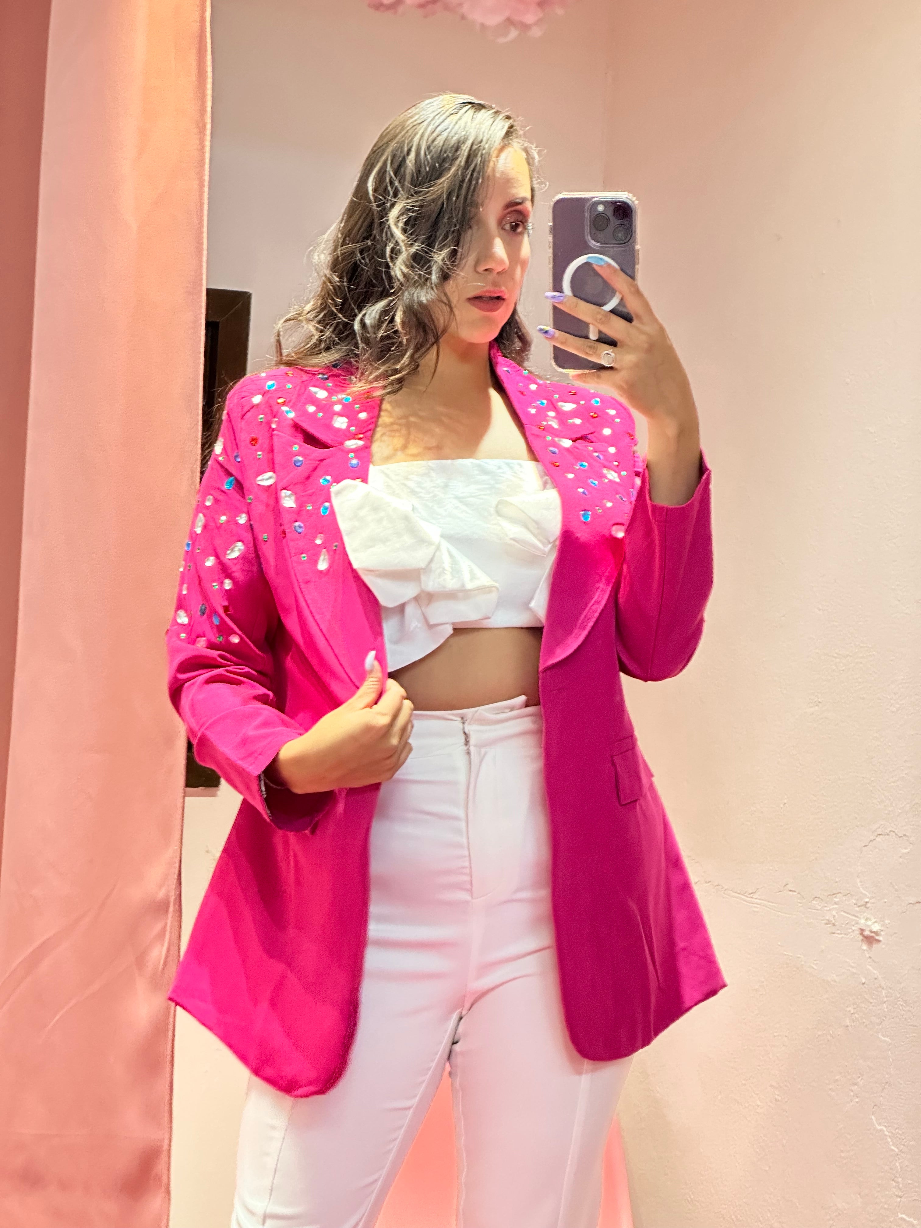 Elegante blazer con pedrería