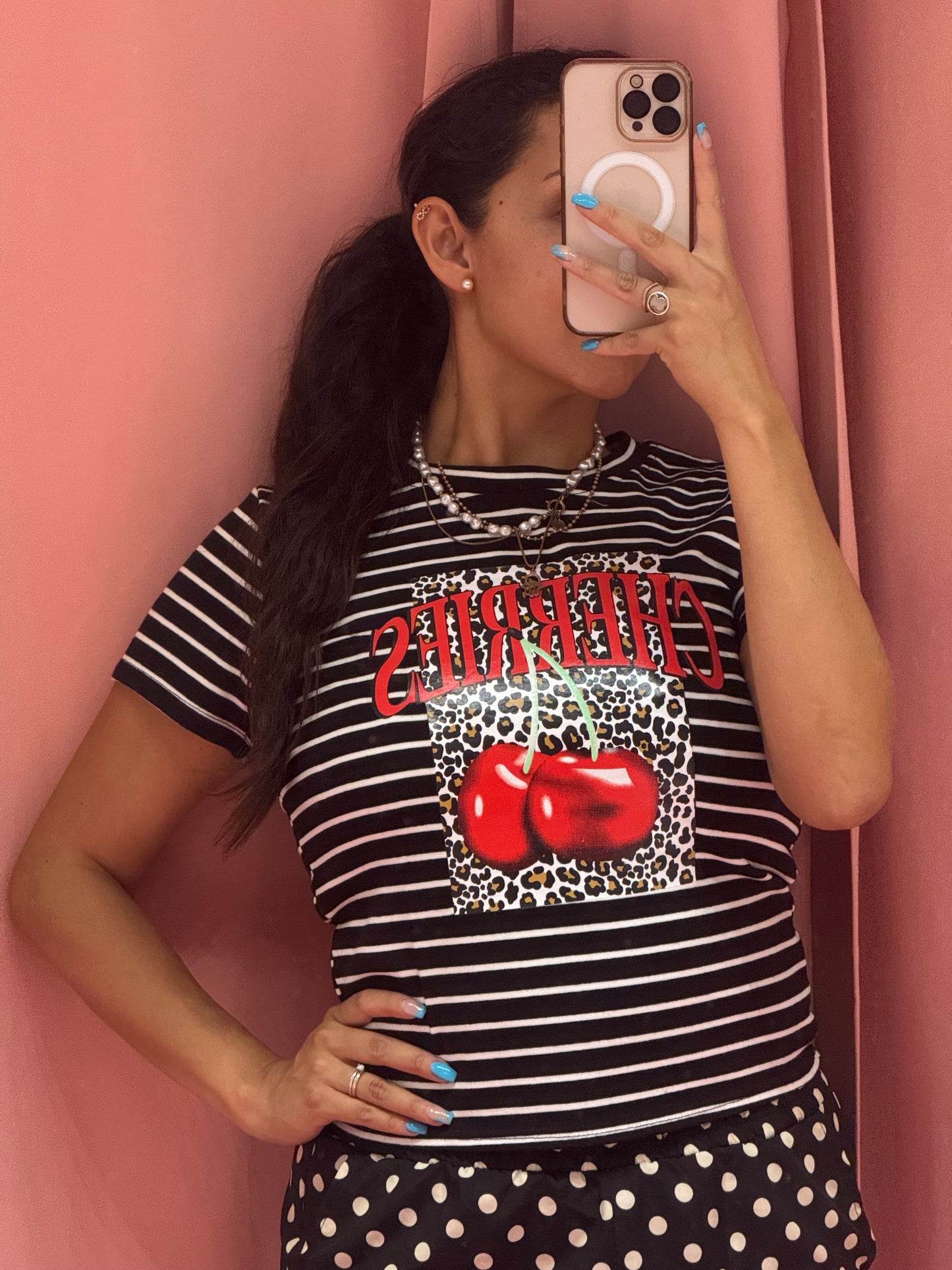 Playera Cherry vibes