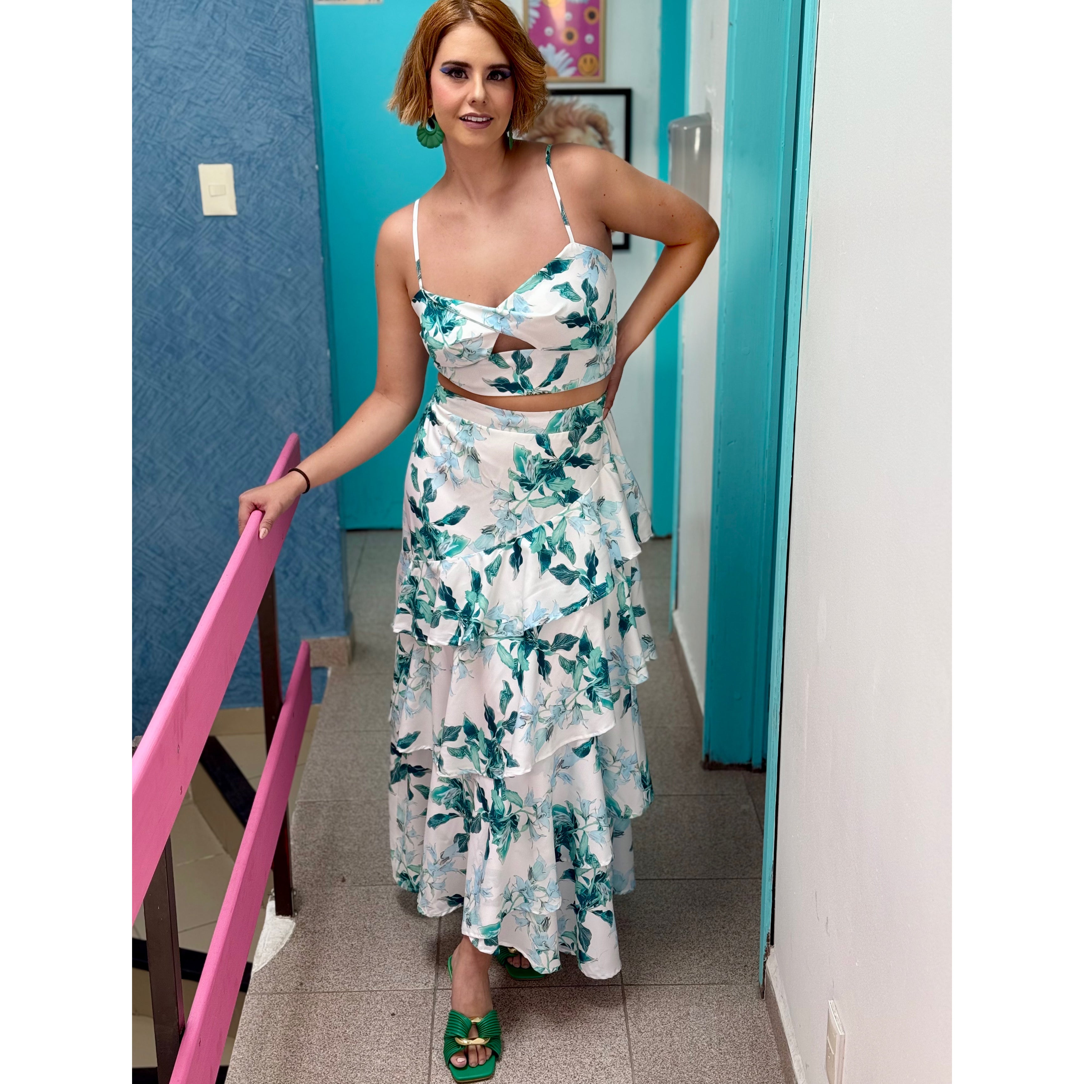 Conjunto top y falda con pliegues estampado floral