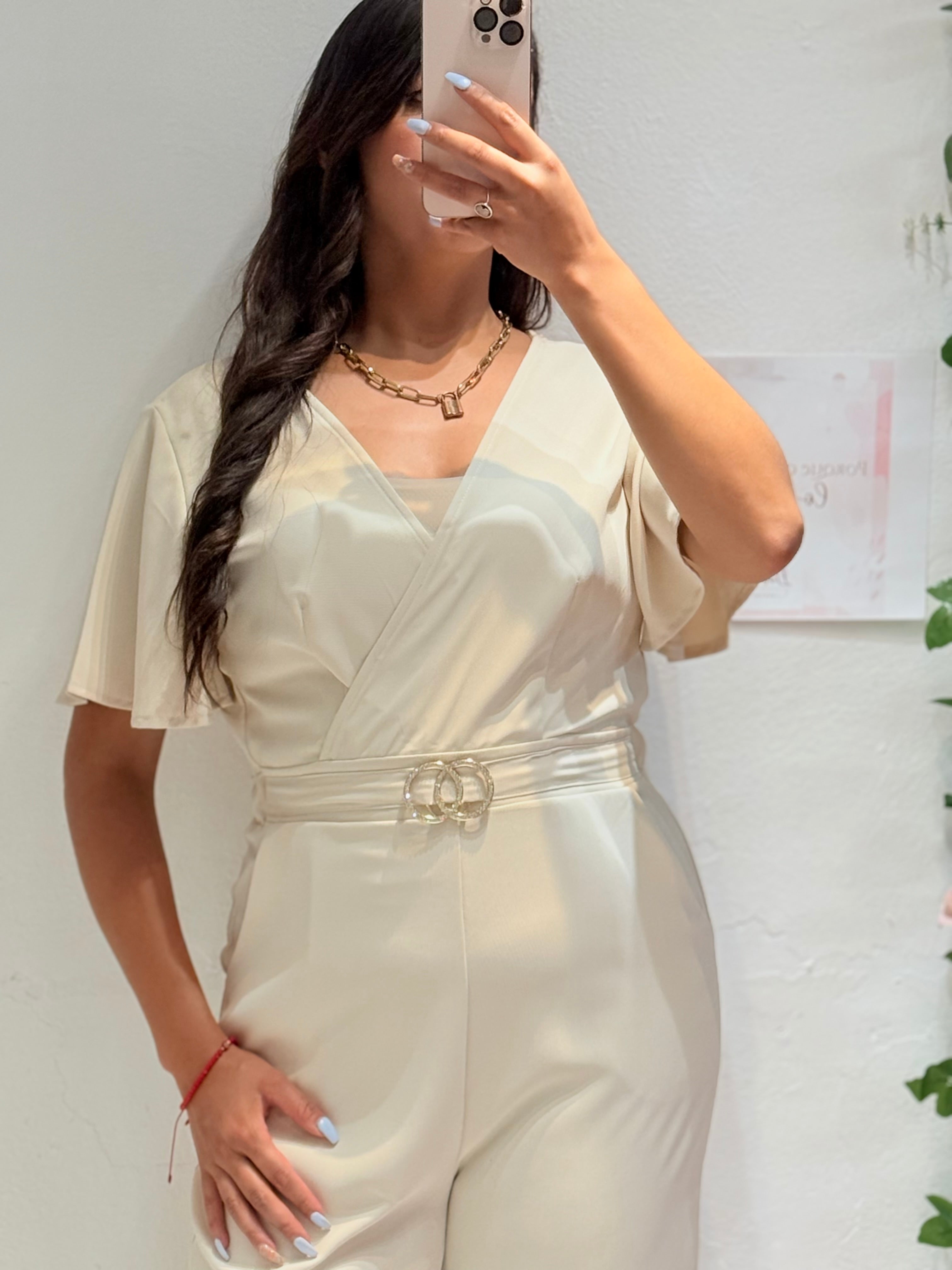 Enterizo elegante con detalles