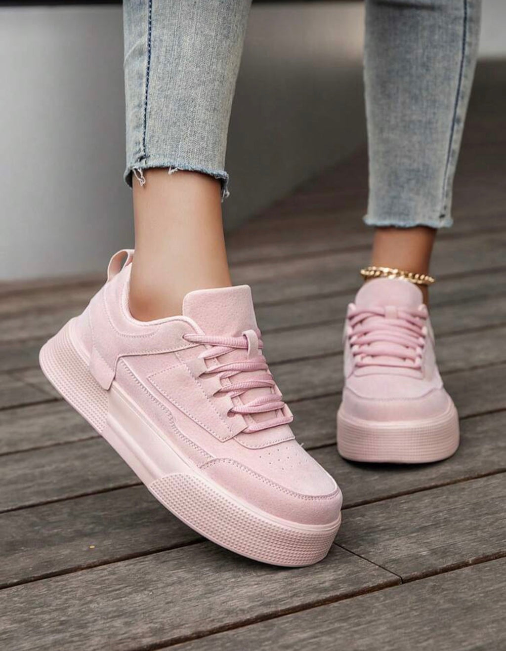 Tenis piel de durazno suela gruesa