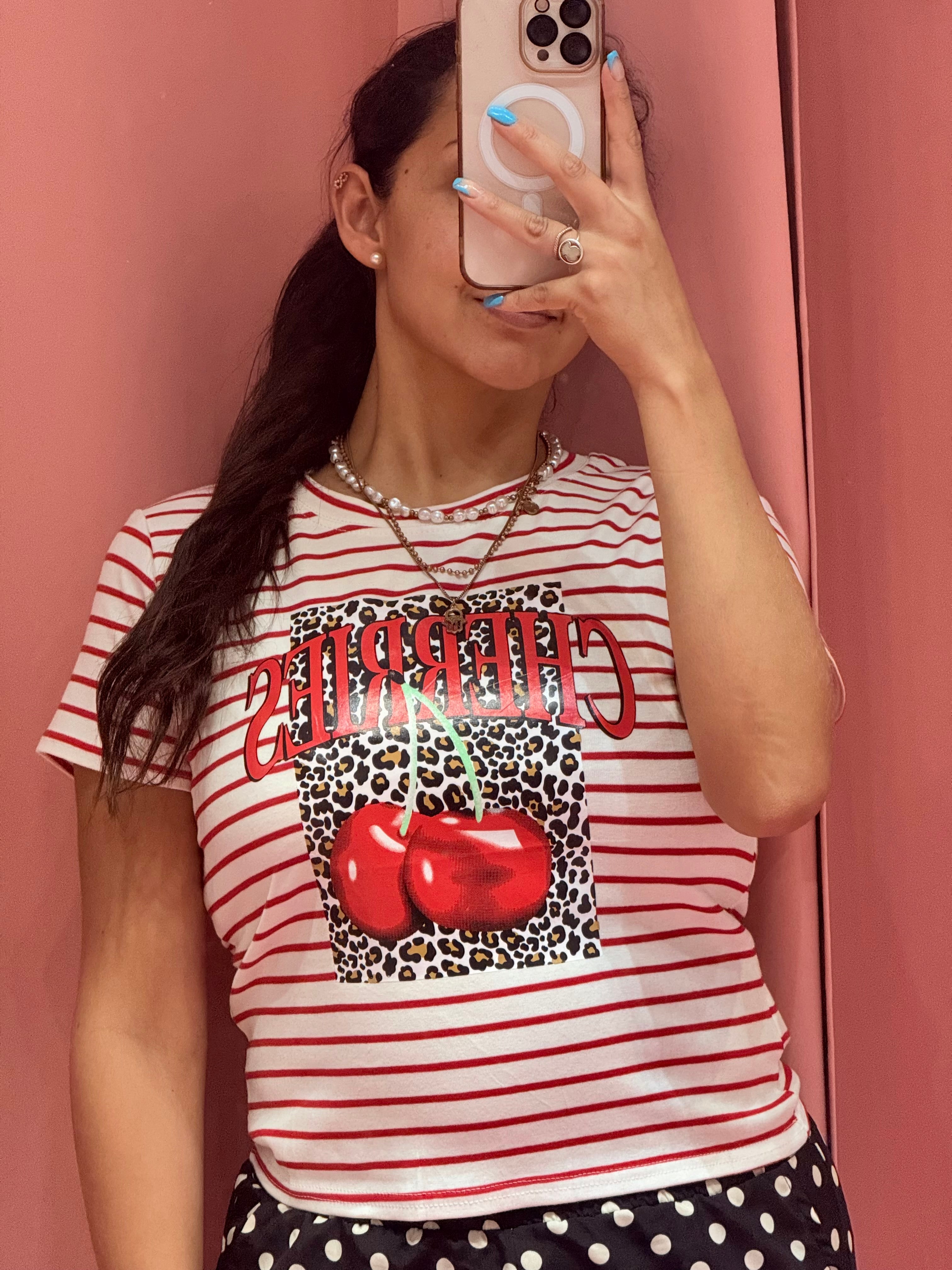 Playera Cherry vibes
