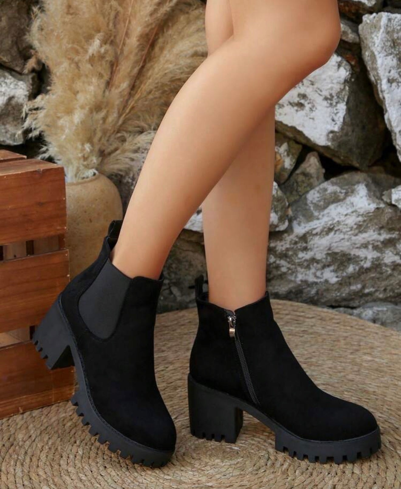 Botines tacón bajito suela gruesa
