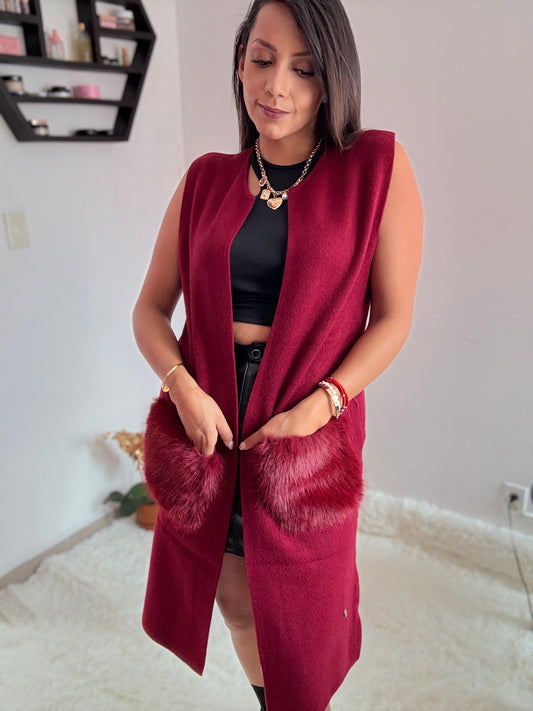 Chaleco con peluche en bolsas