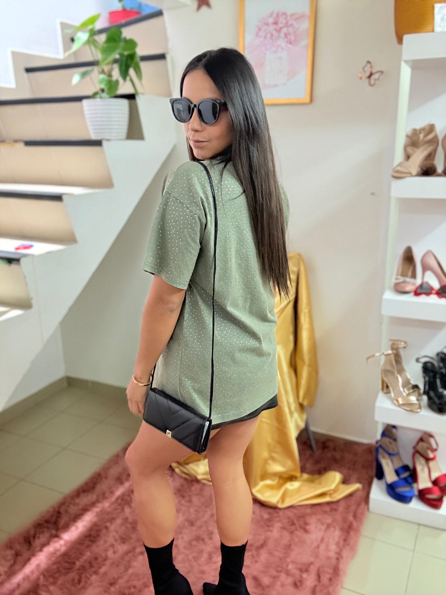 Playera oversize con brillos