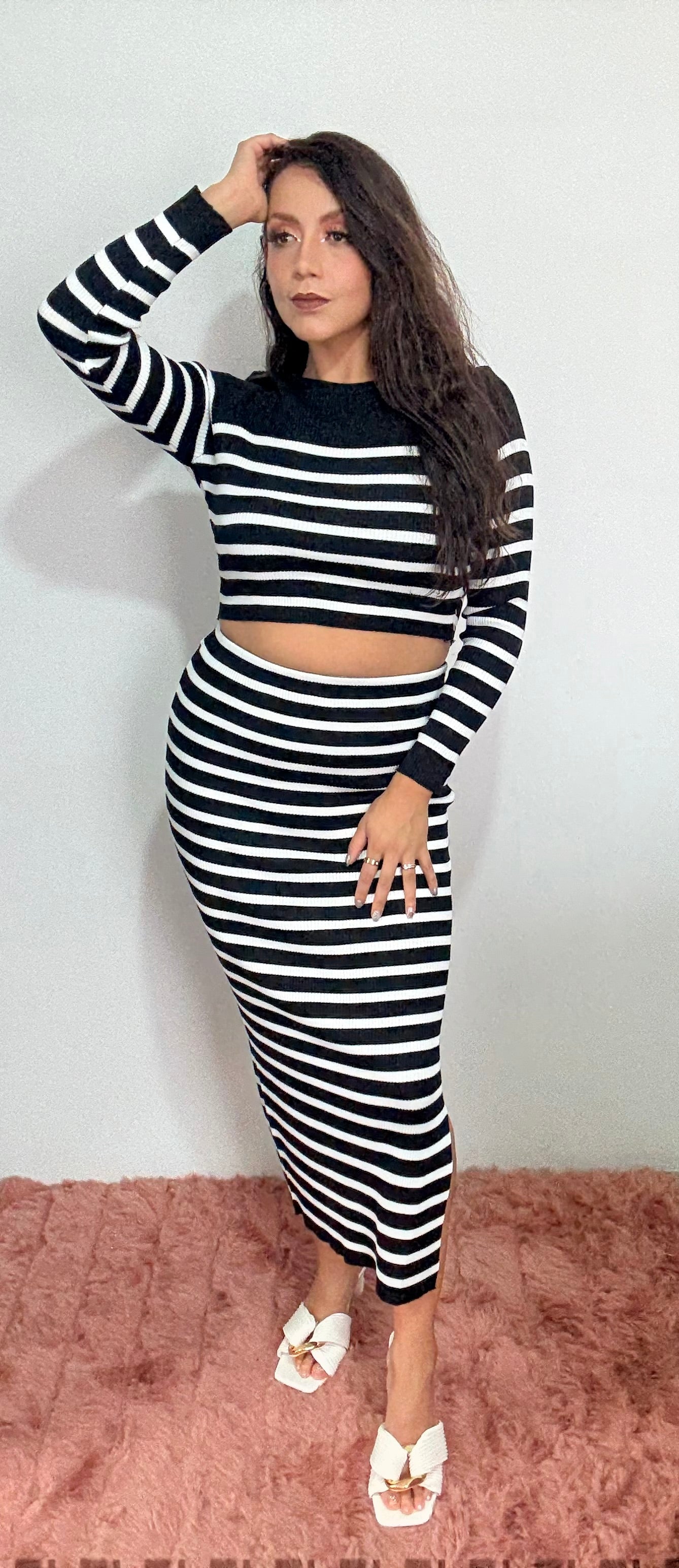 Conjunto falda larga y camisa con rayas