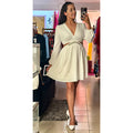 Vestido corto cut out