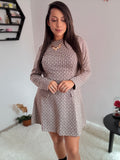 Vestido corto manga larga con bolsa simulada estampado vintage