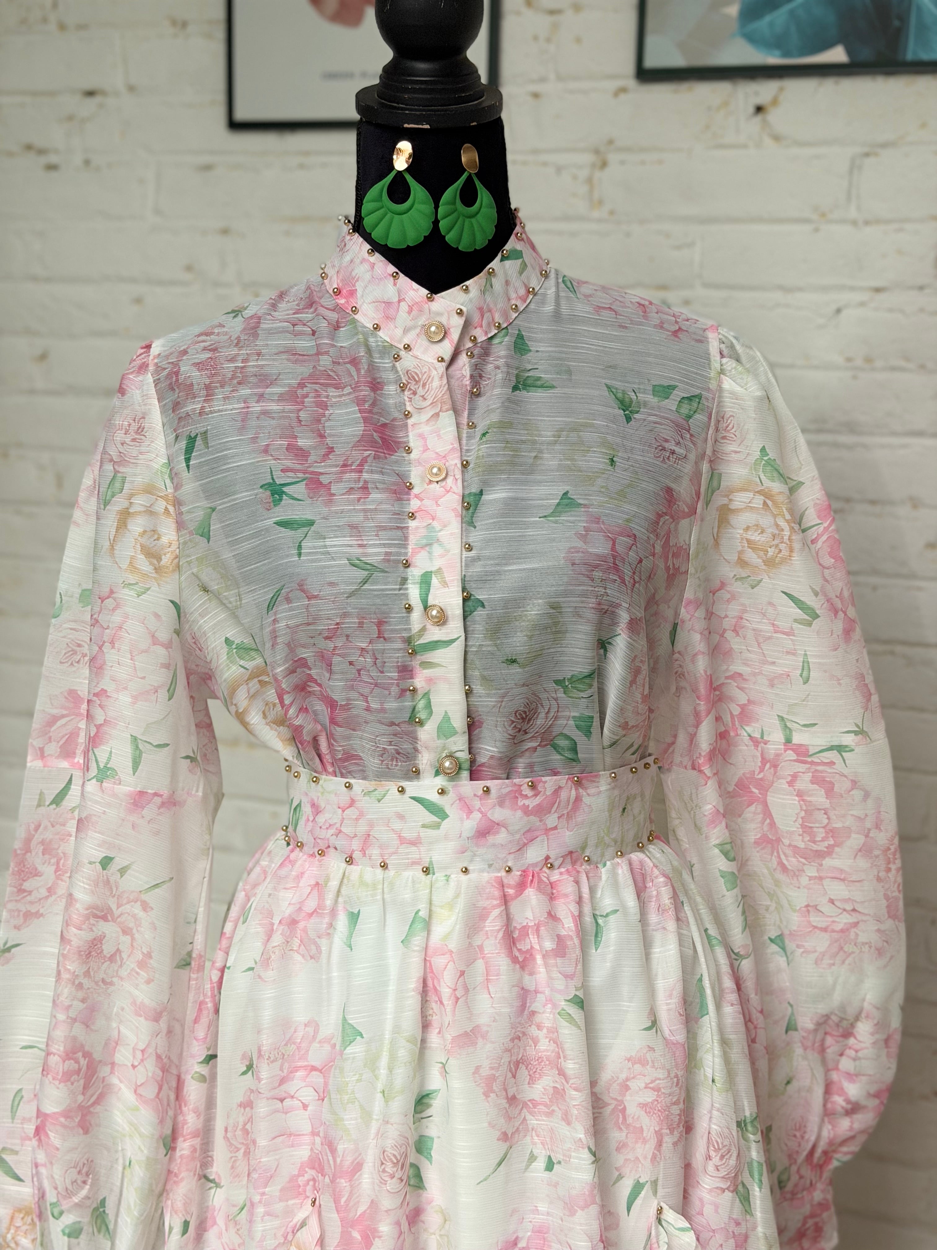 Conjunto floral blusa con falda