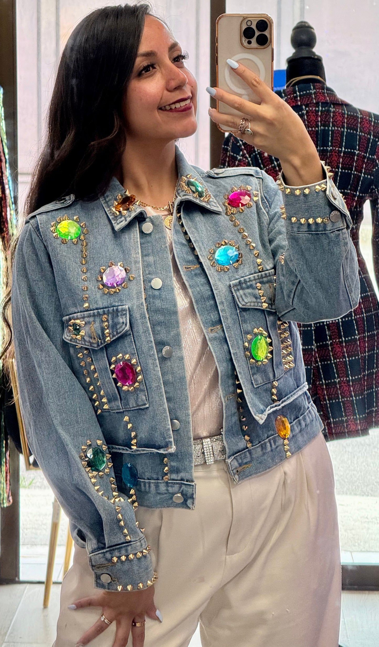 Chamarra mezclilla estoperoles con pedrería