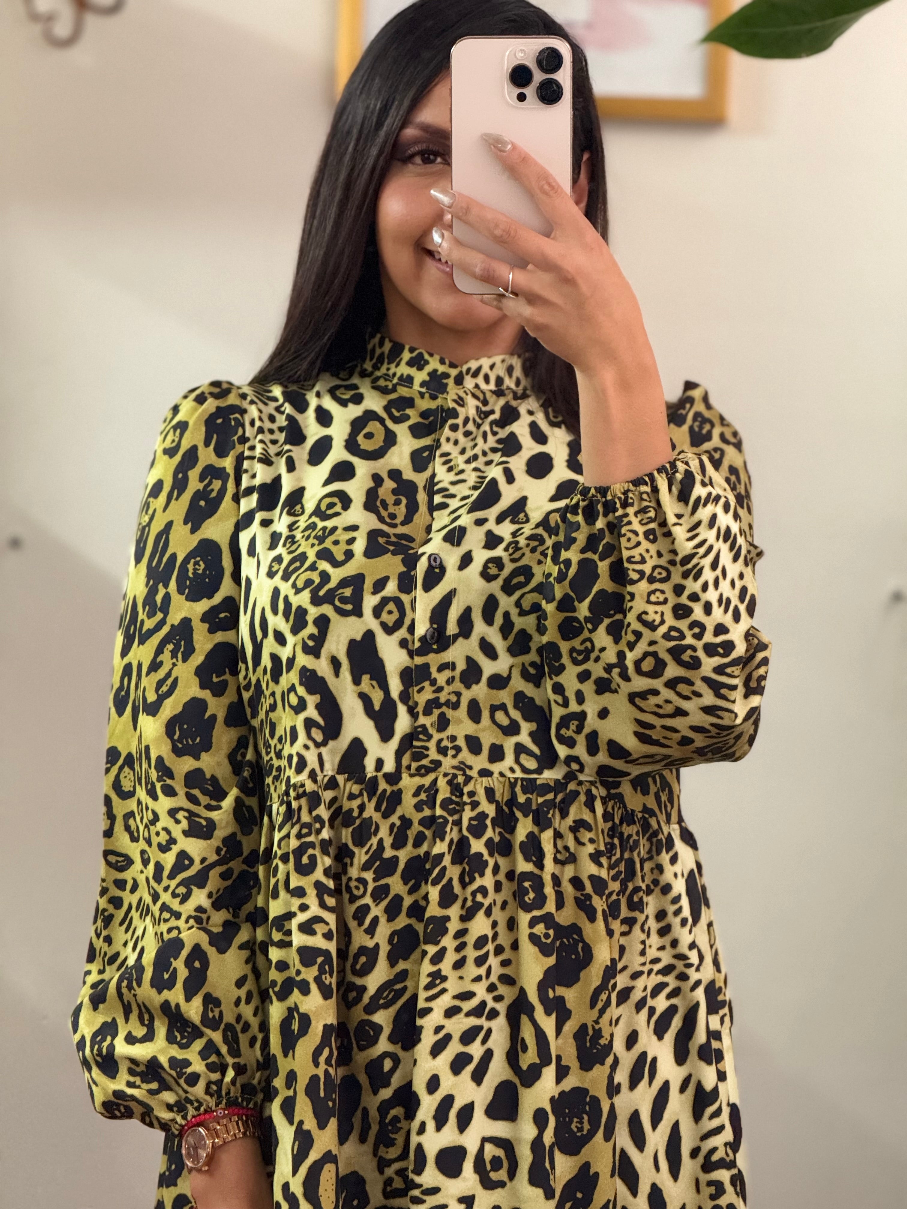 Vestido largo corte A animal print