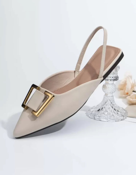 Flats de punta elegante