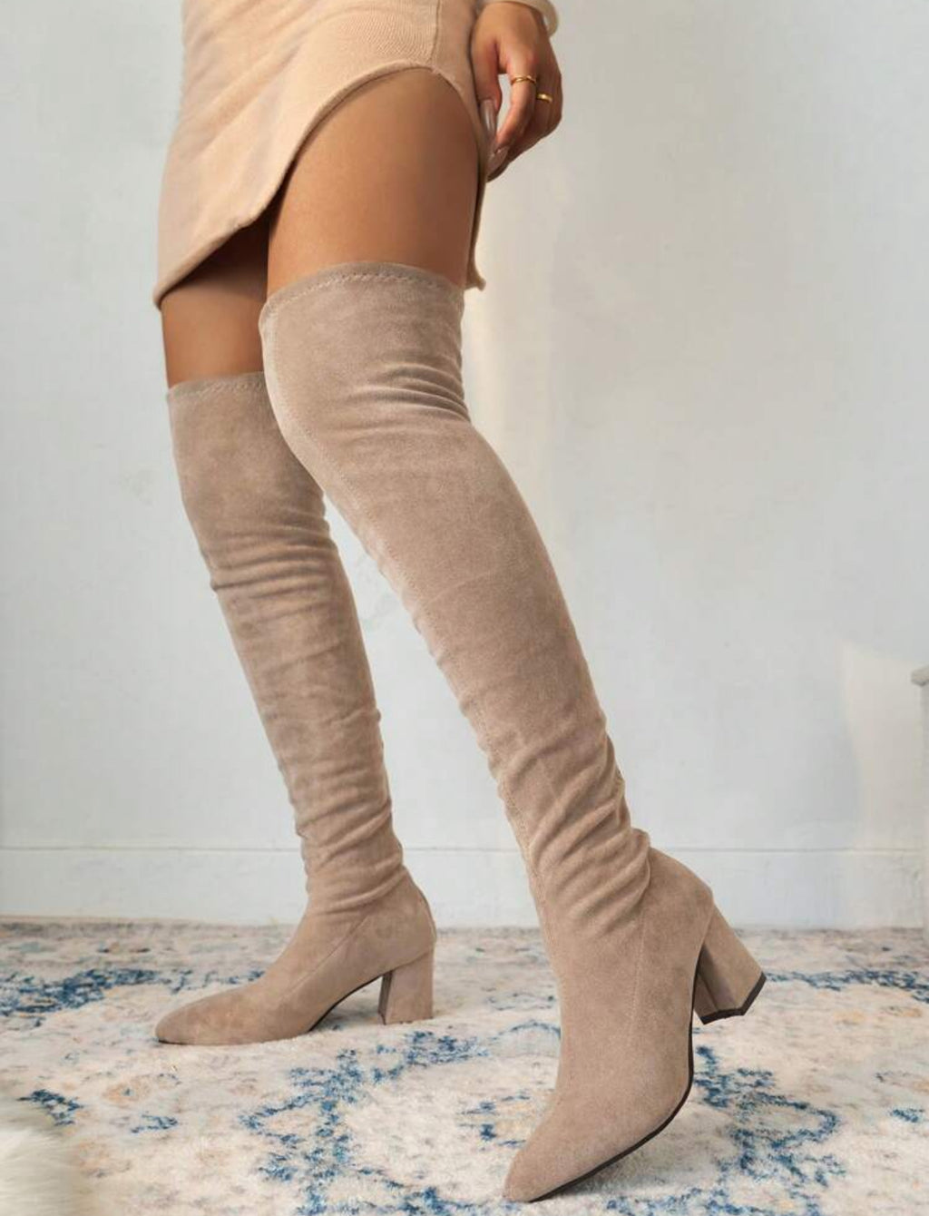 Botas largas de gamuza