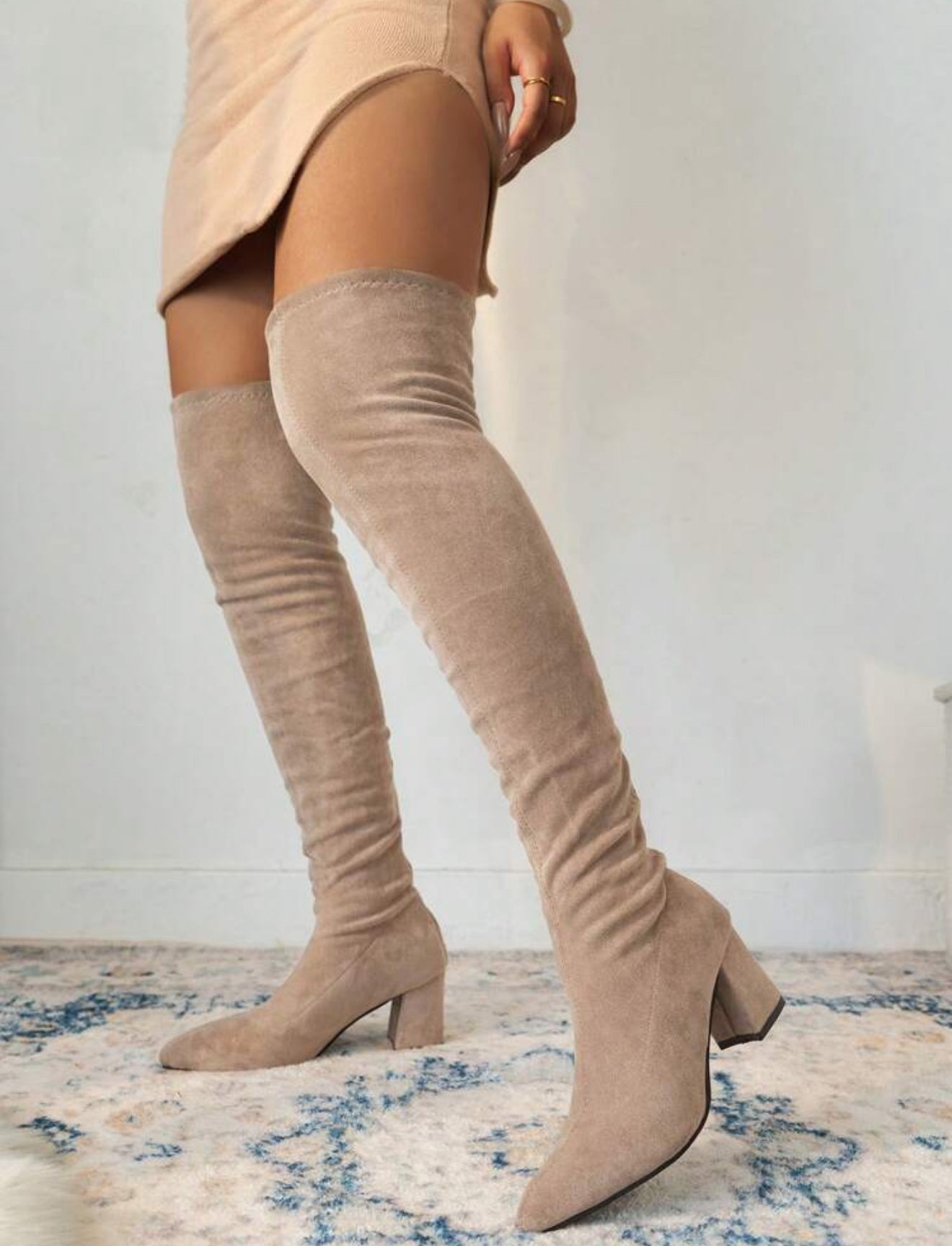 Botas largas de gamuza