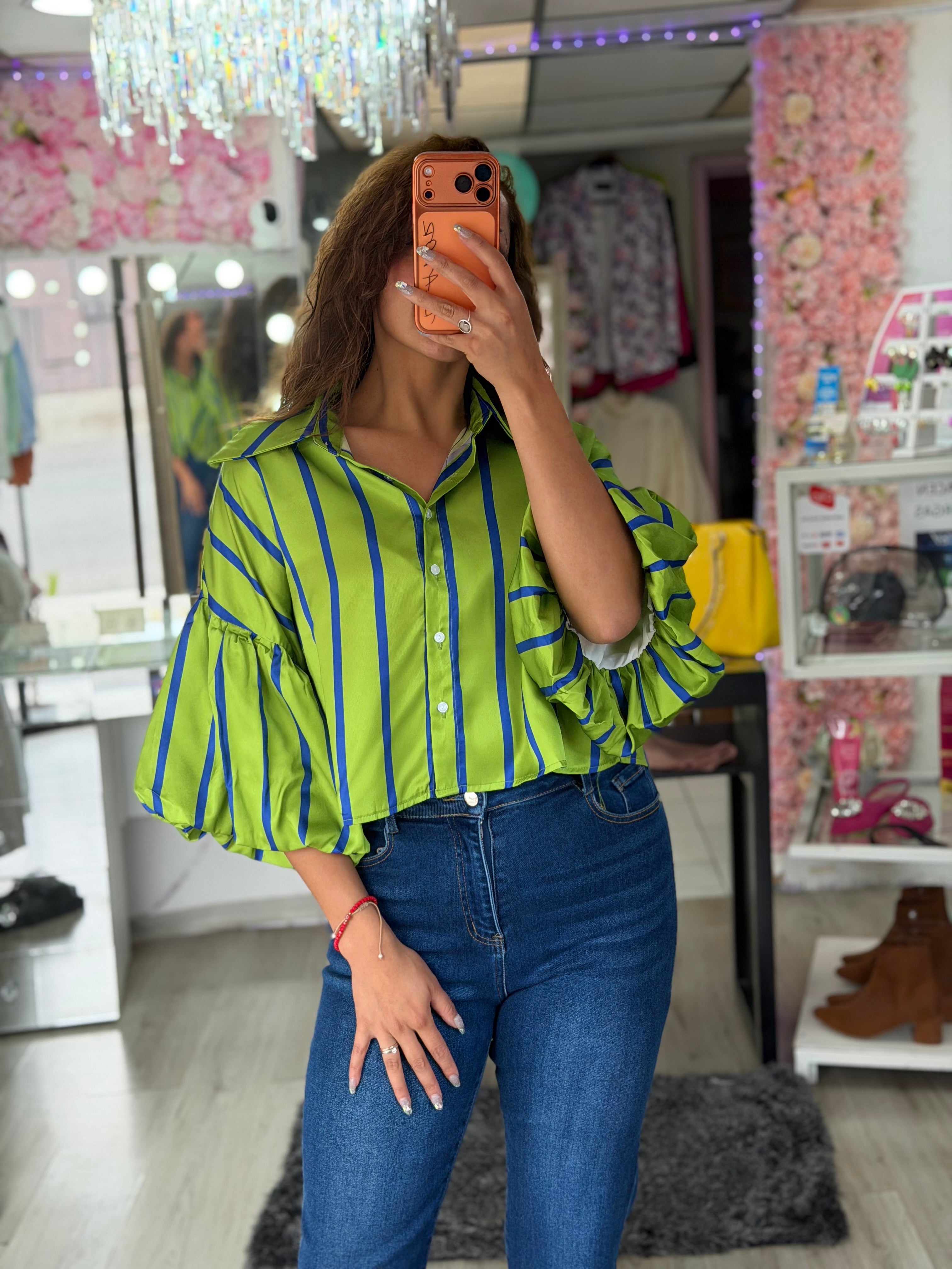 Blusa manga estilo campana estamoado de rallas