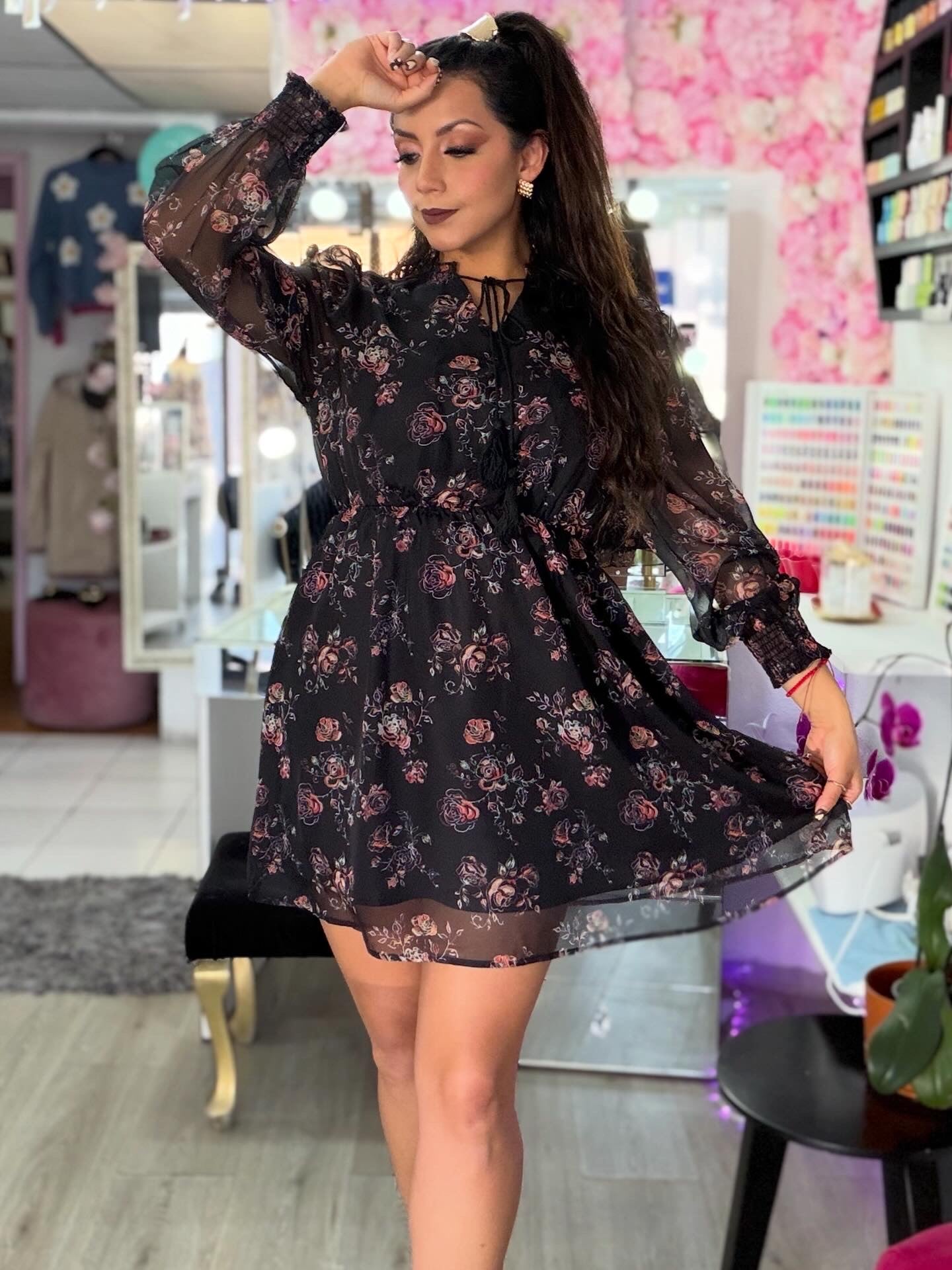 Vestido con rosas estampadas