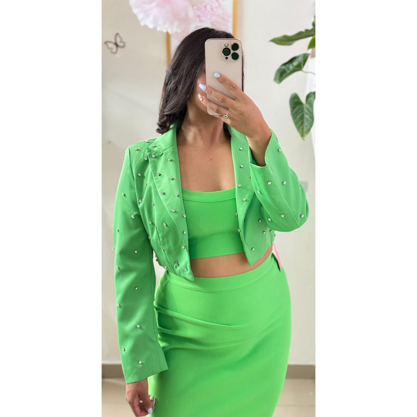 Blazer corto manga larga con pedrería