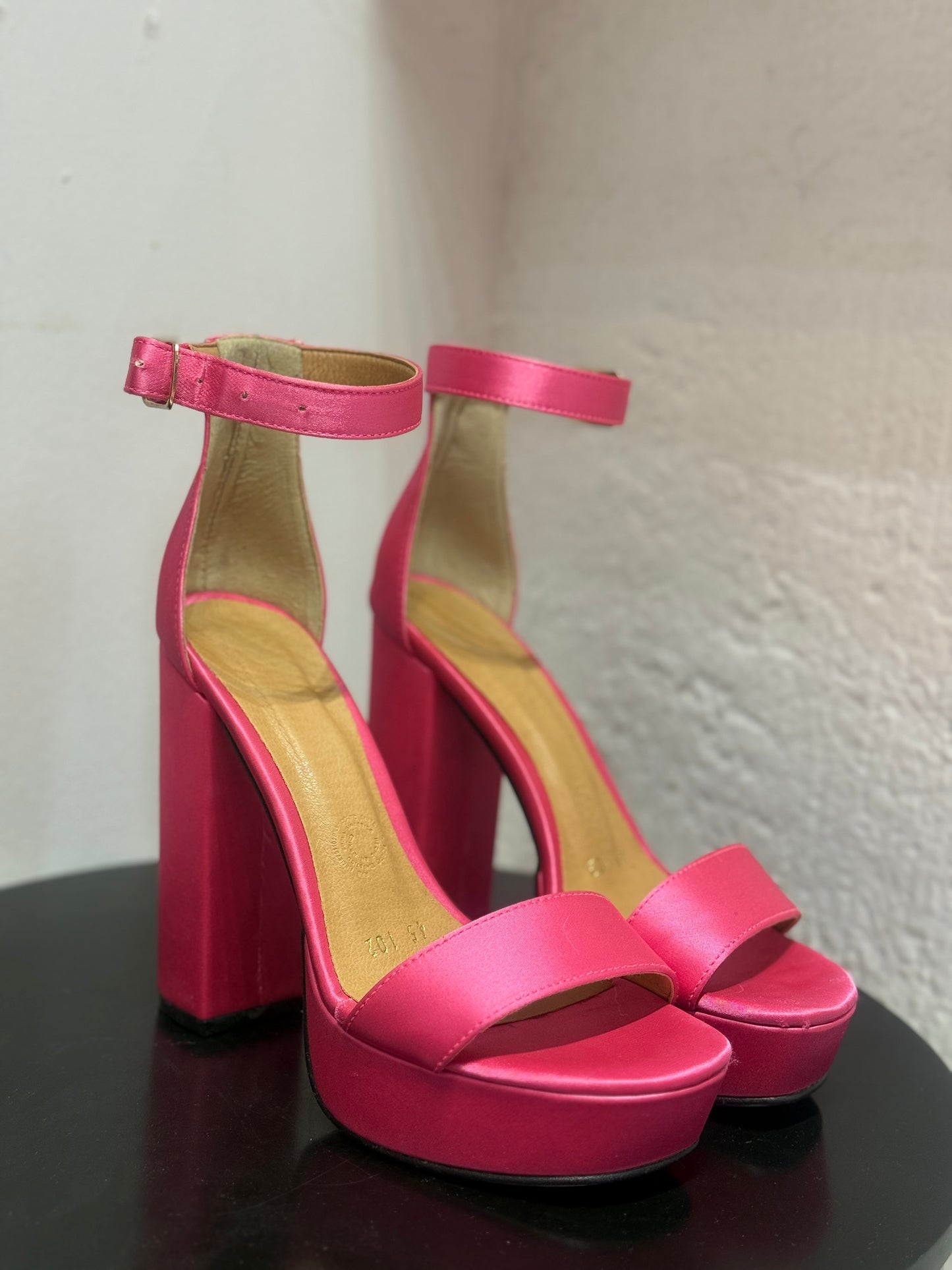 Zapatillas alta con plataforma Satín