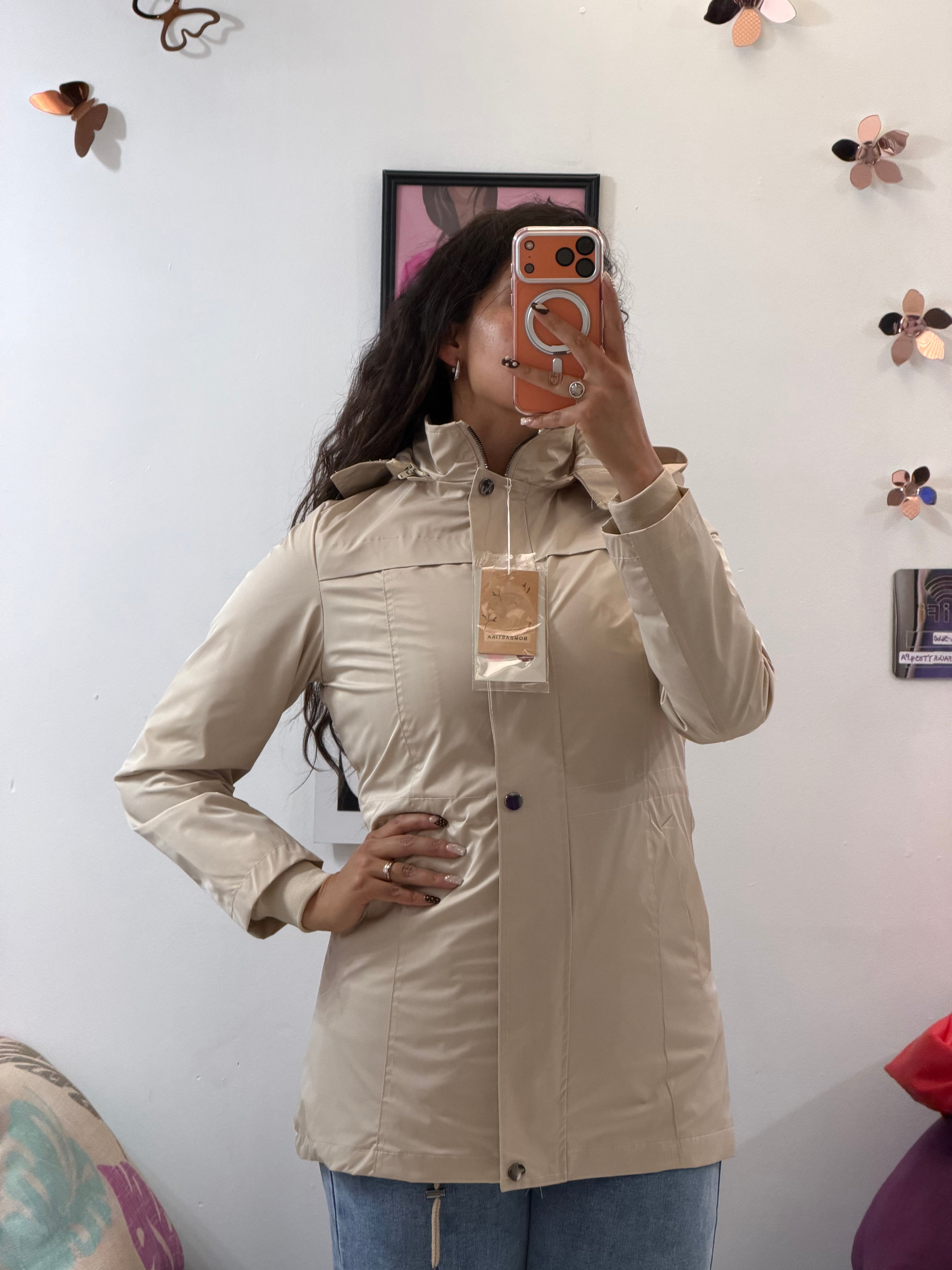 Rompe vientos con gorro, forro de líneas verticales