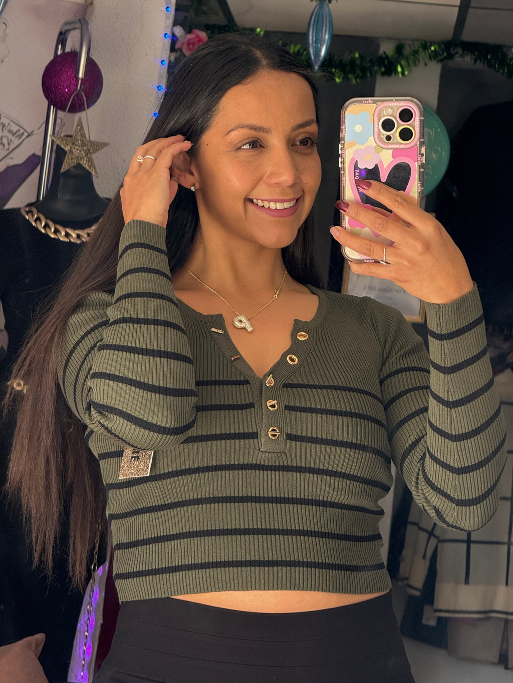 Blusa corta rayas con botones dorados