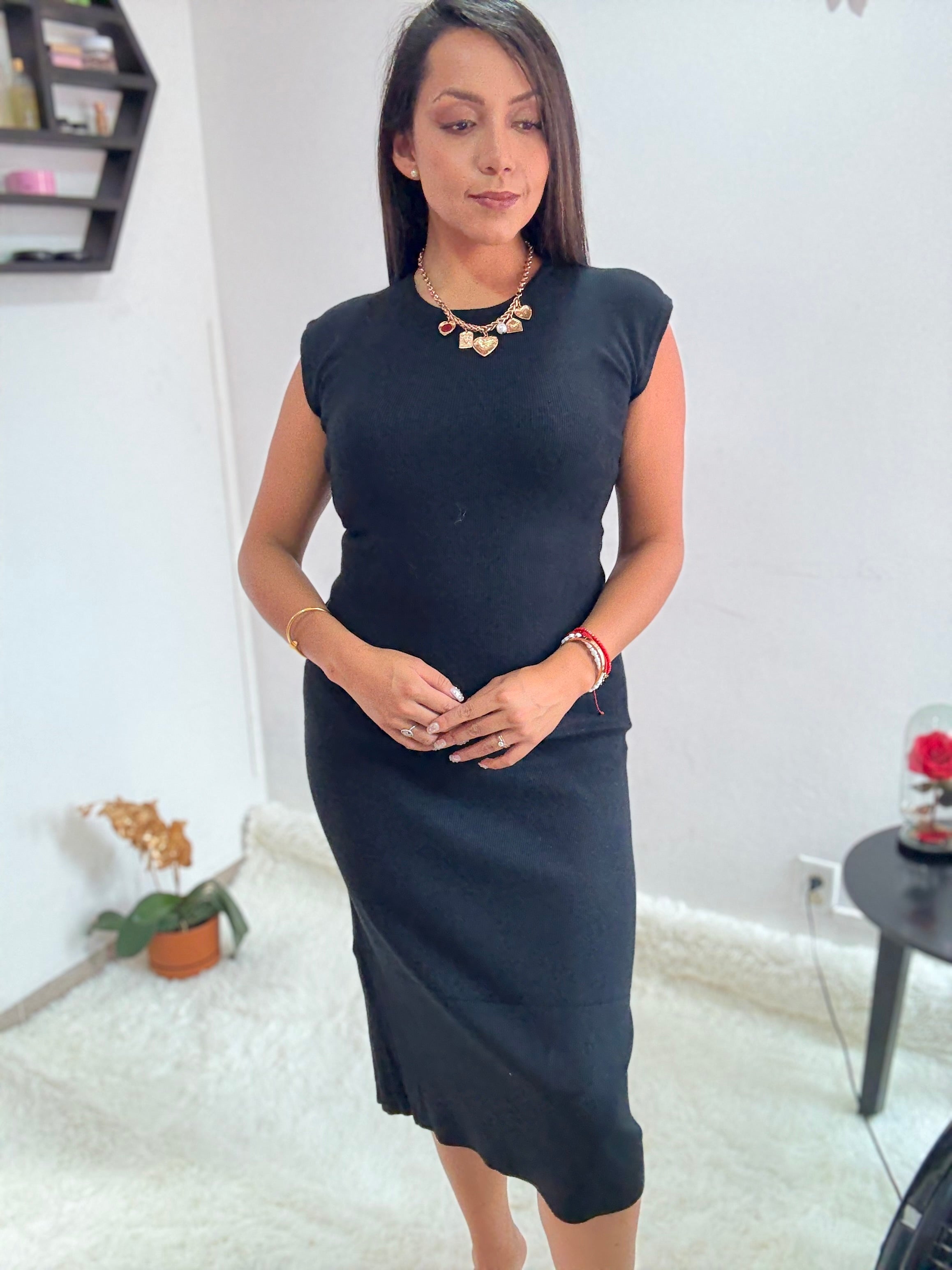 Vestido de punto largo sin manga
