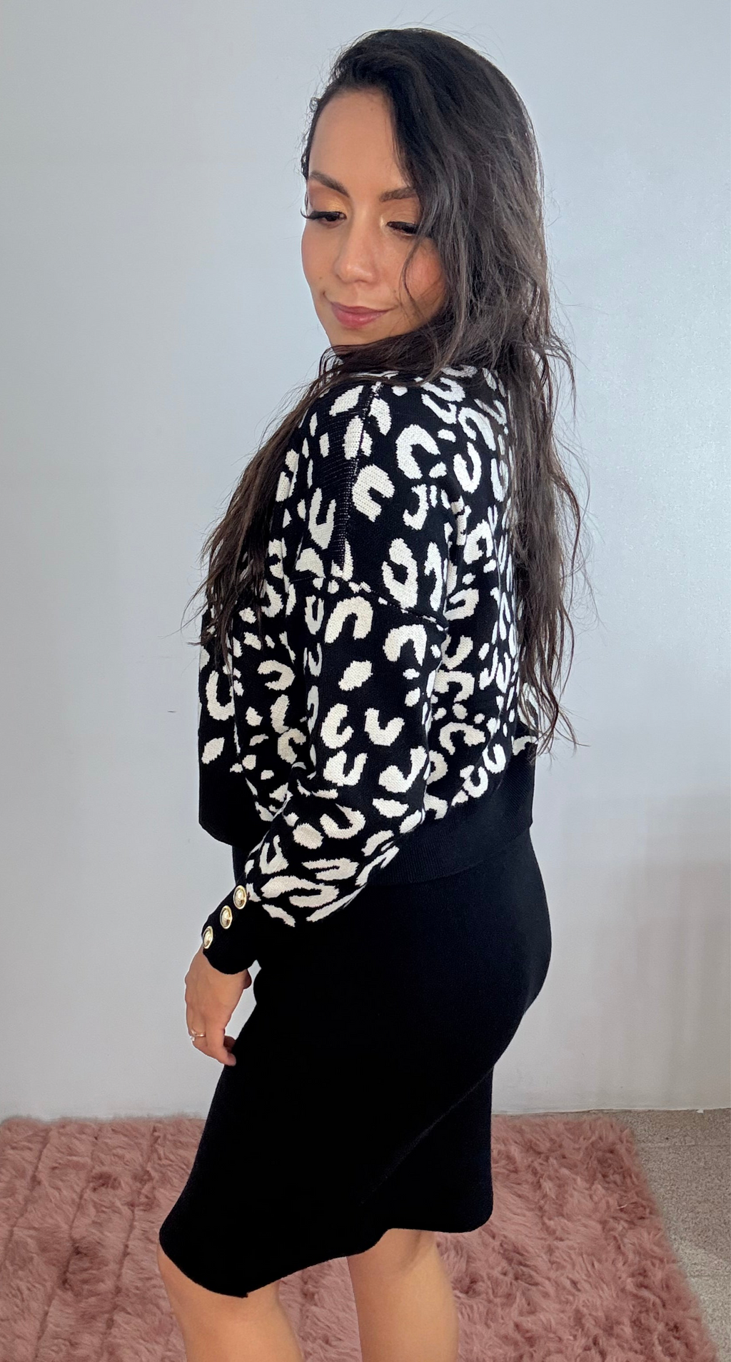 Conjunto suéter con vestido entallado