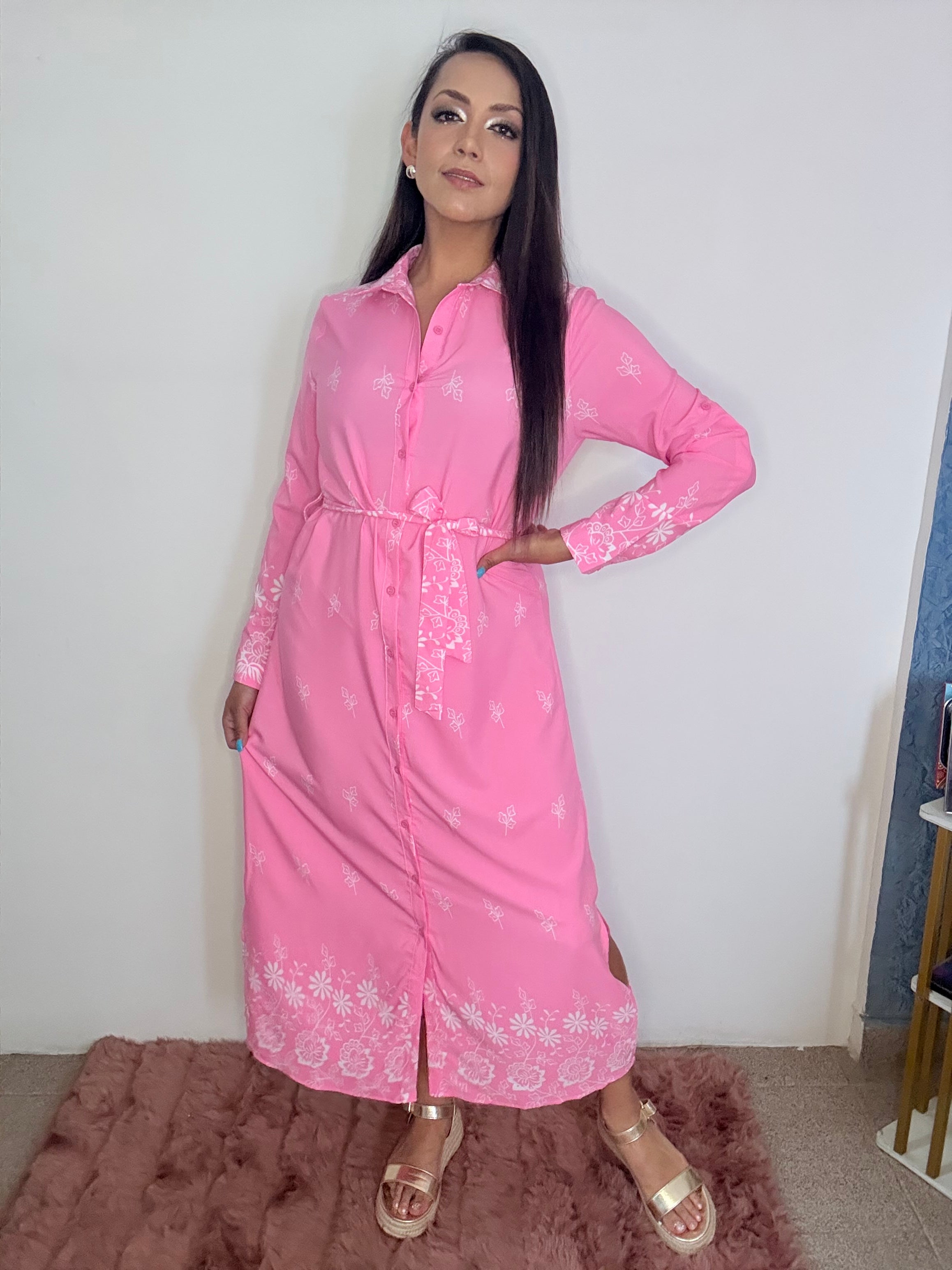 Vestido largo camisero de manga larga con cinta