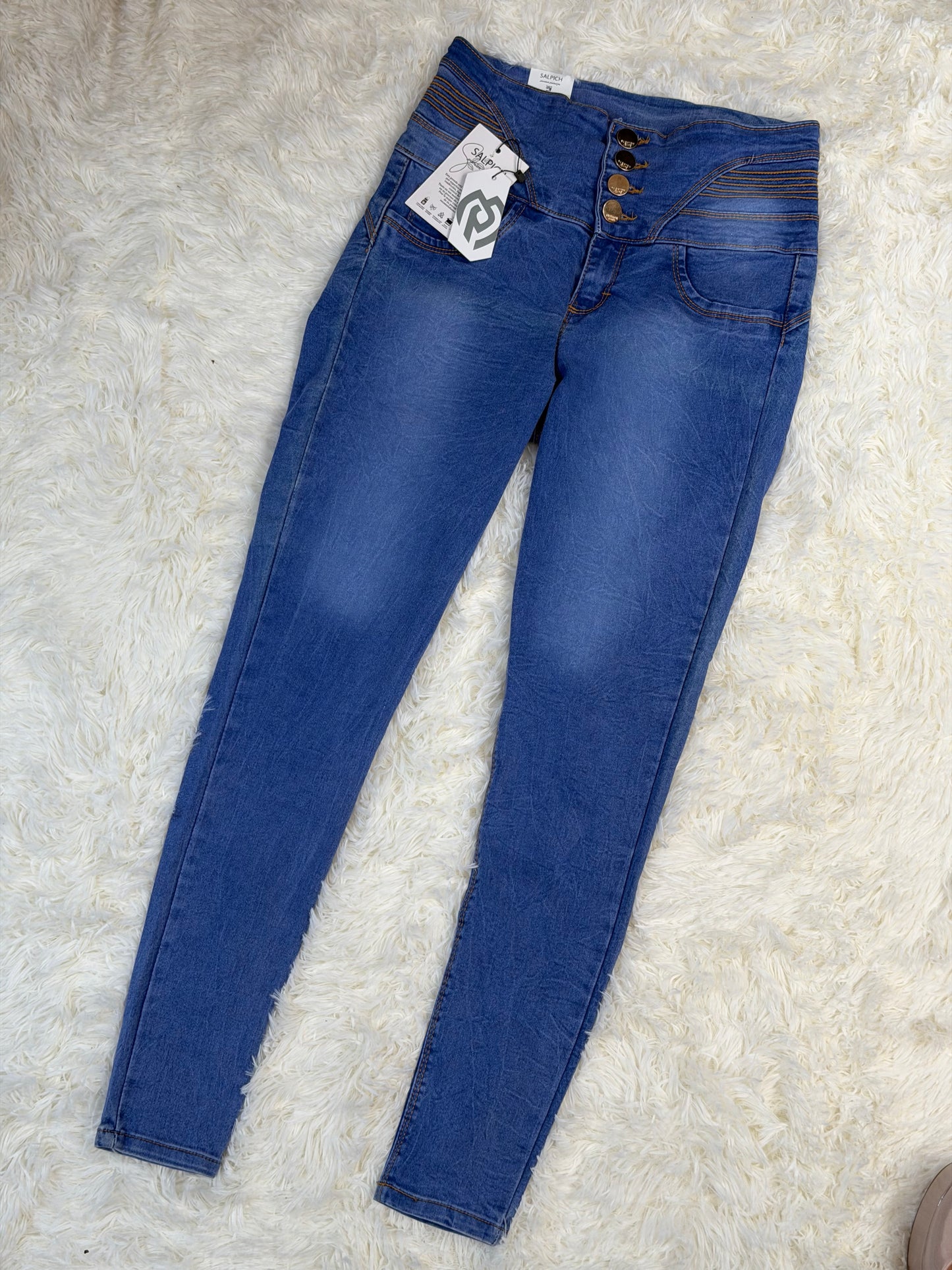 Jeans corte colombiano tiro alto sin bolsa