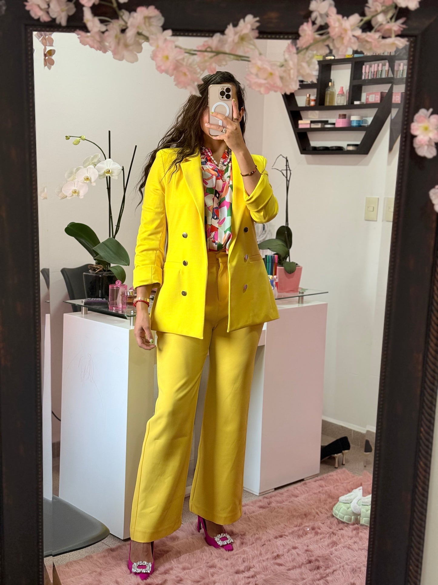 Pantalón amarillo