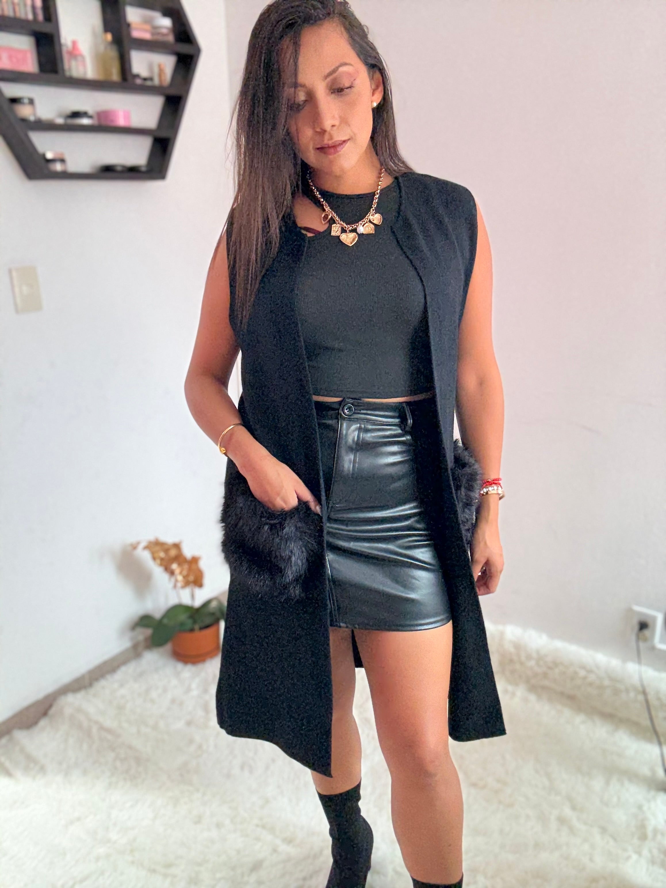 Chaleco con peluche en bolsas