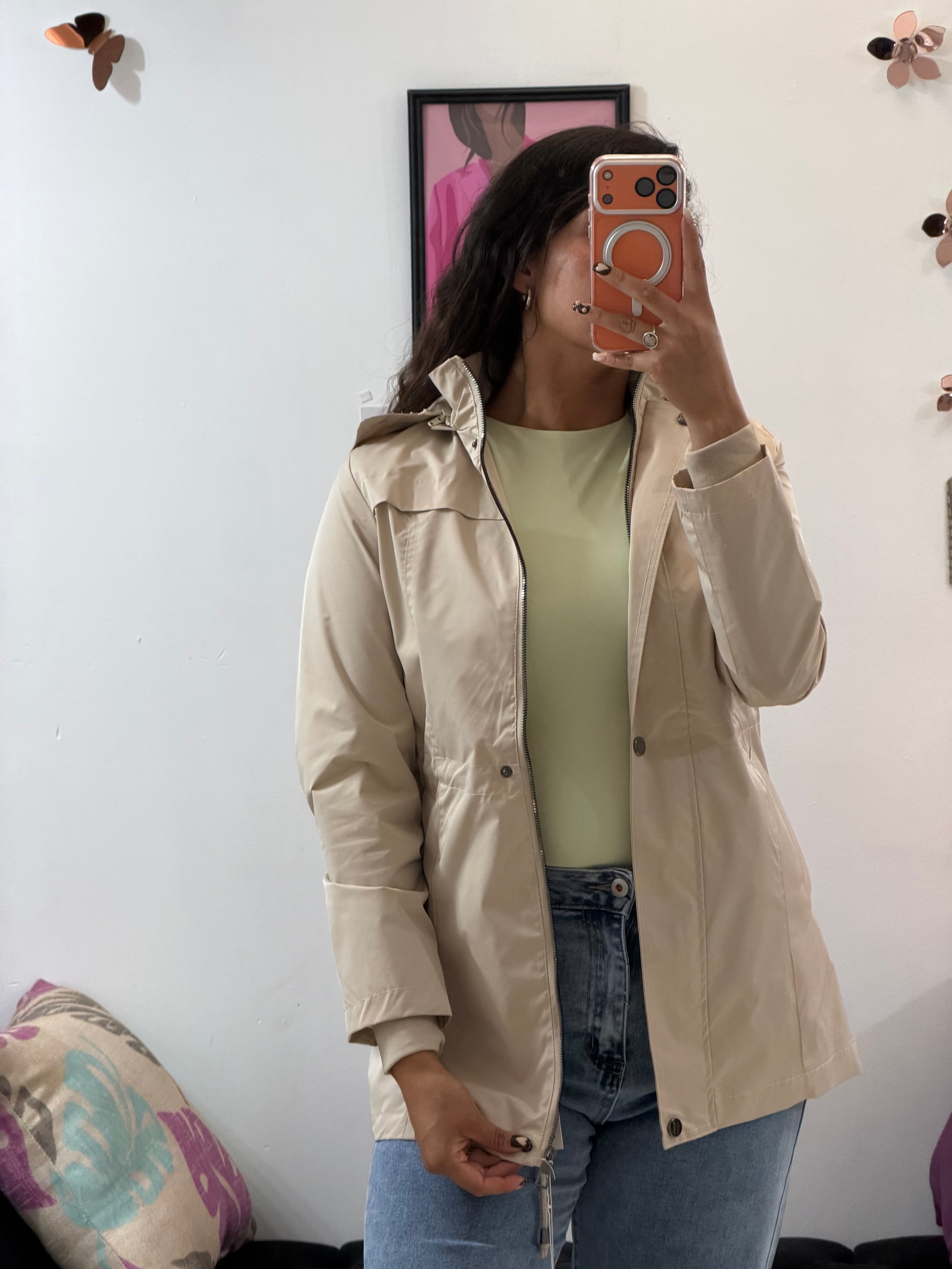 Rompe vientos con gorro, forro de líneas verticales