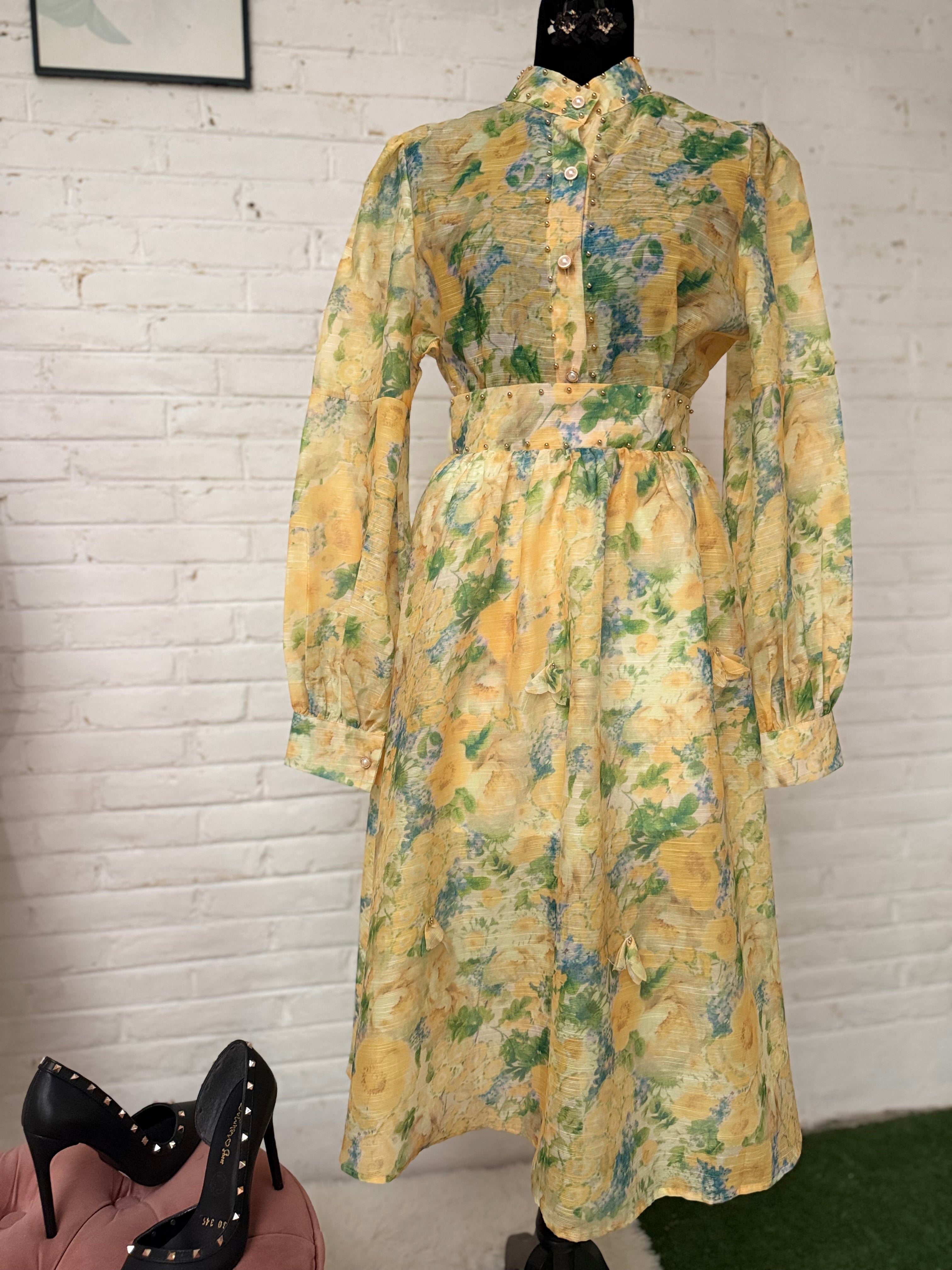 Conjunto floral blusa con falda