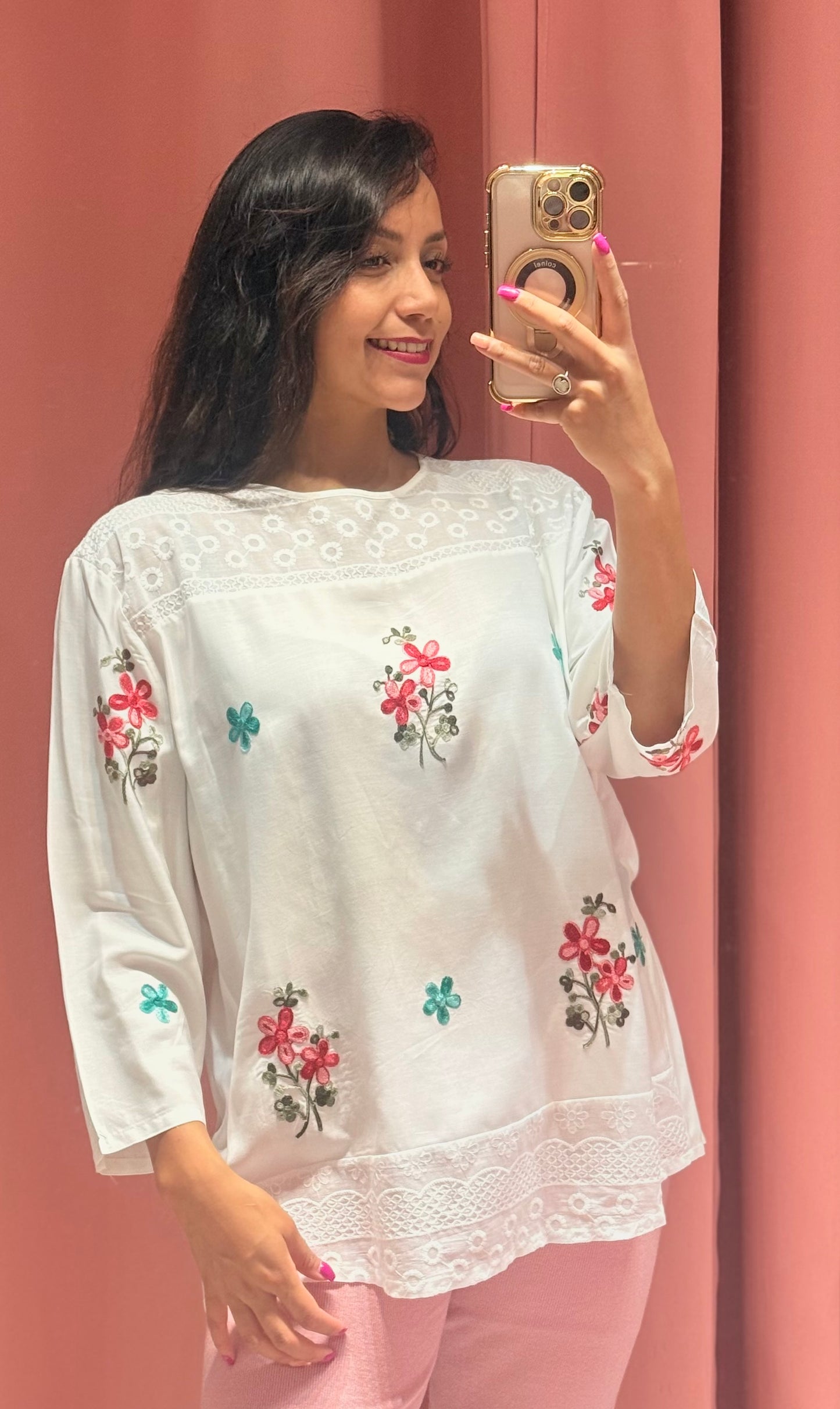 Blusa bordada flores