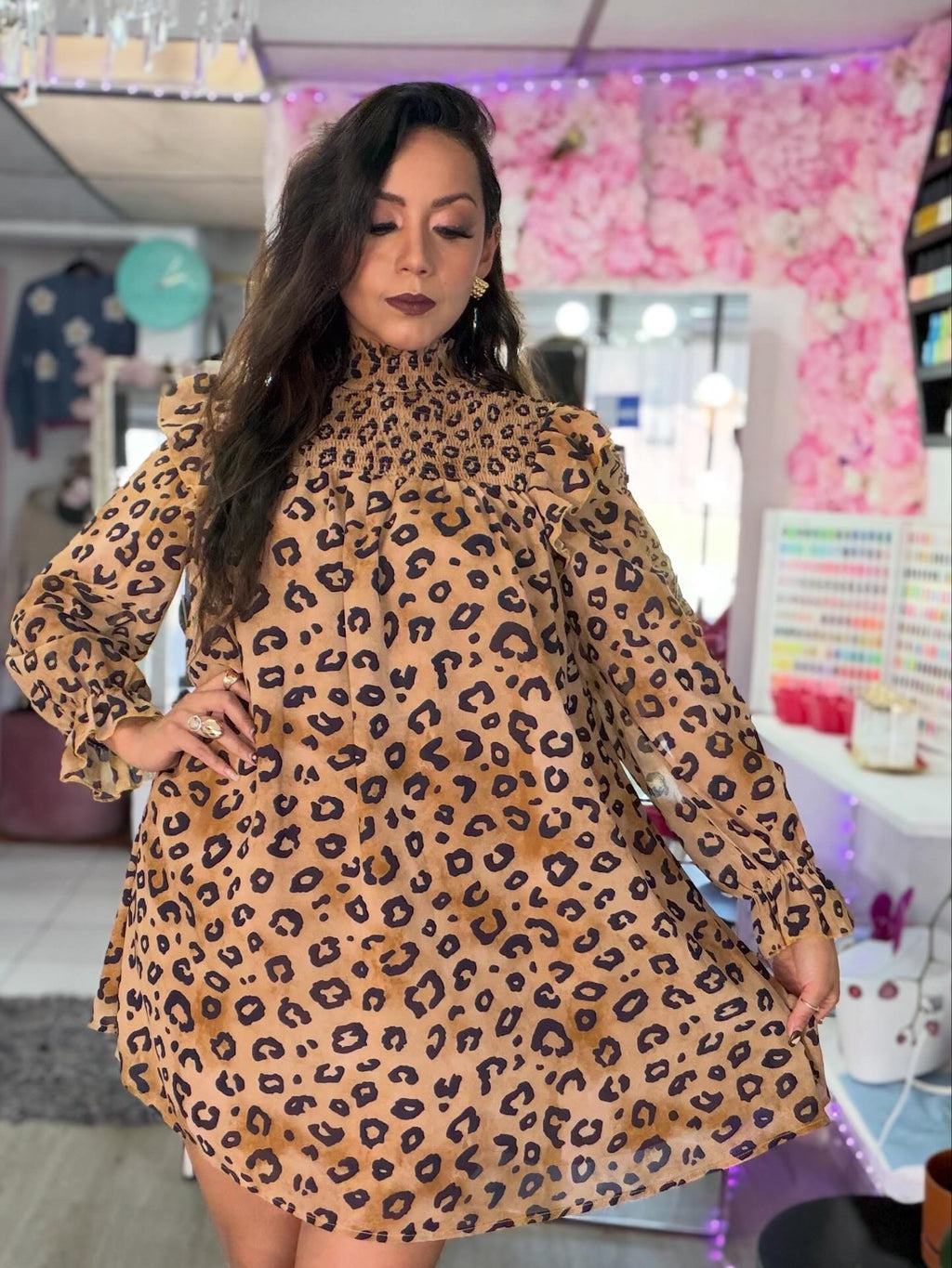 Vestido animal print cuello de resorte