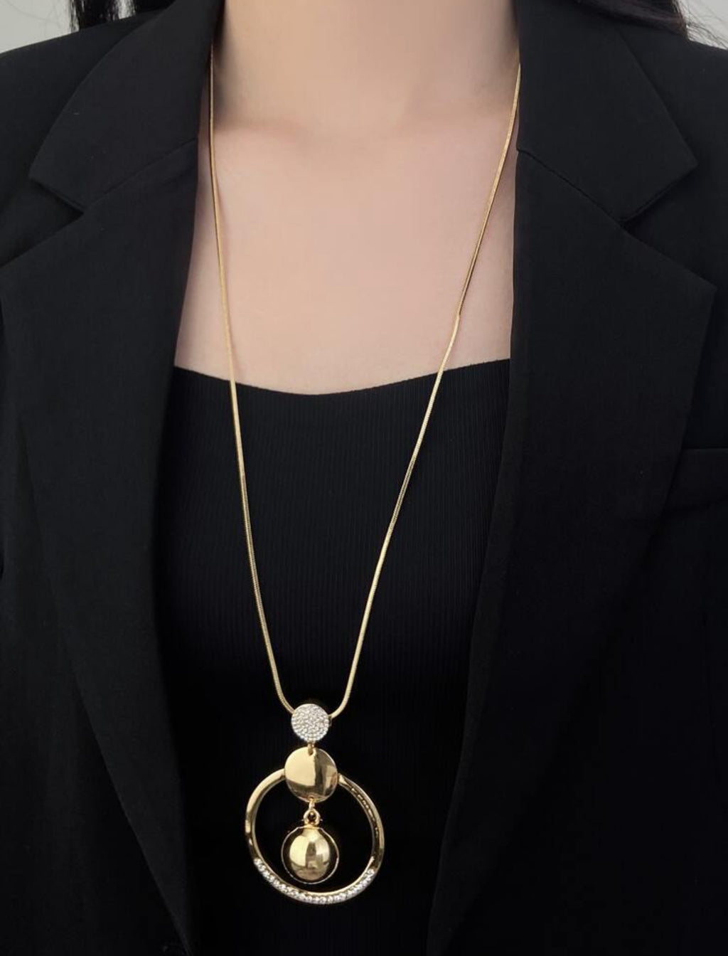 Collar largo de círculo