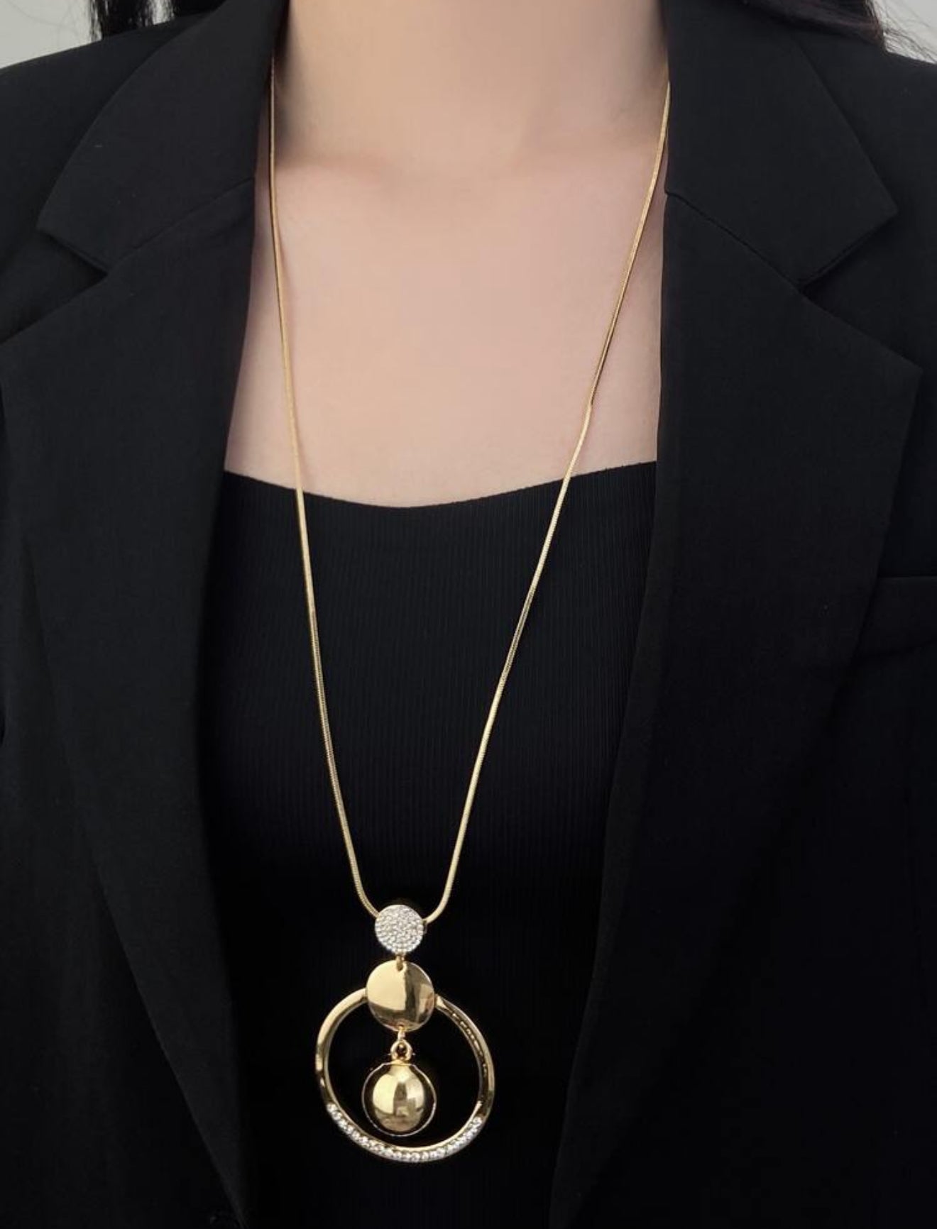 Collar largo de círculo