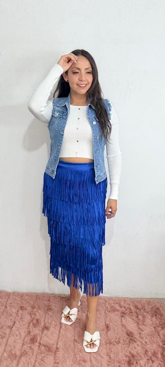 Falda larga de flecos