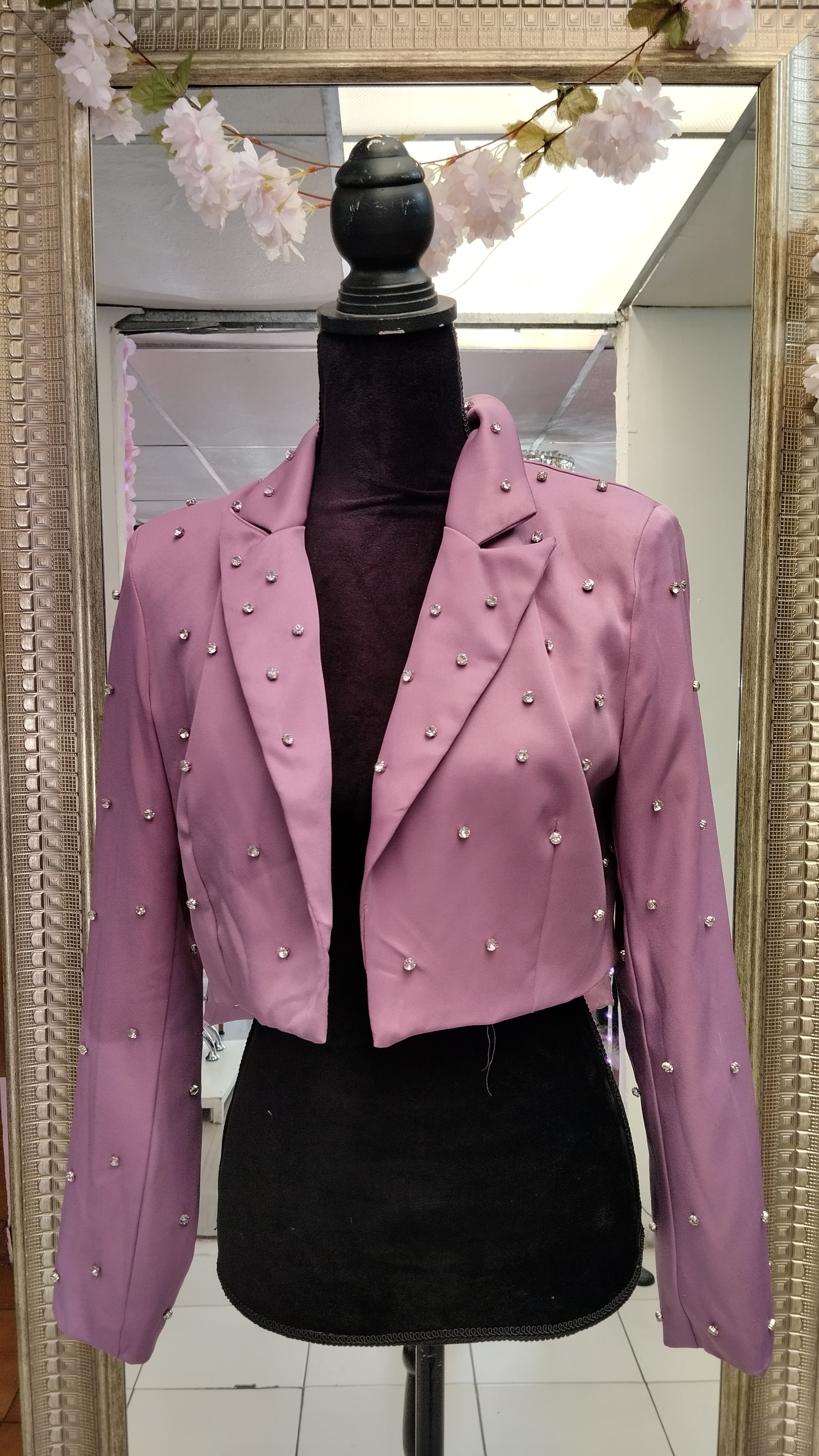 Blazer corto manga larga con pedrería