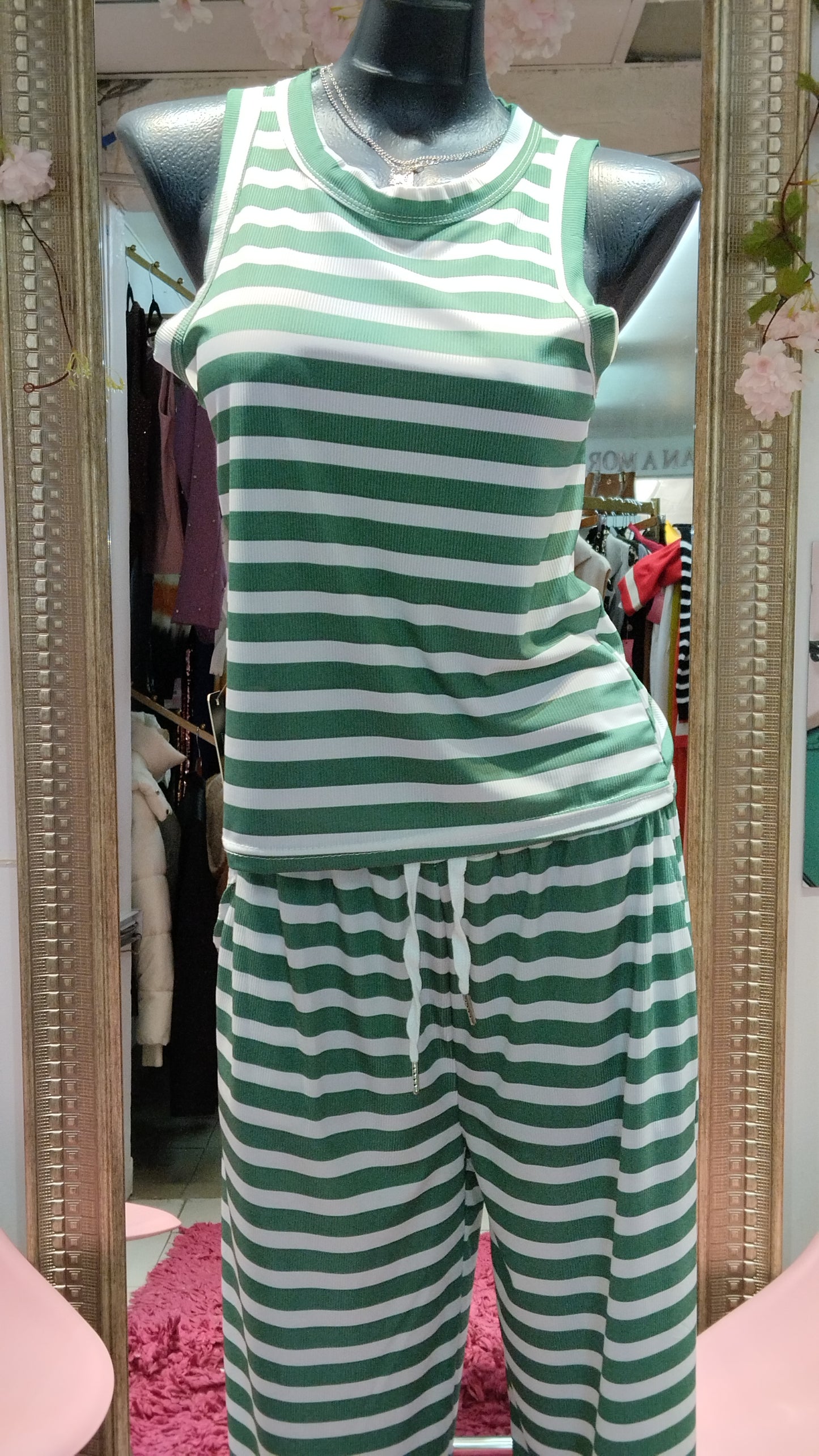 Conjunto camisa y pantalón rayas verde