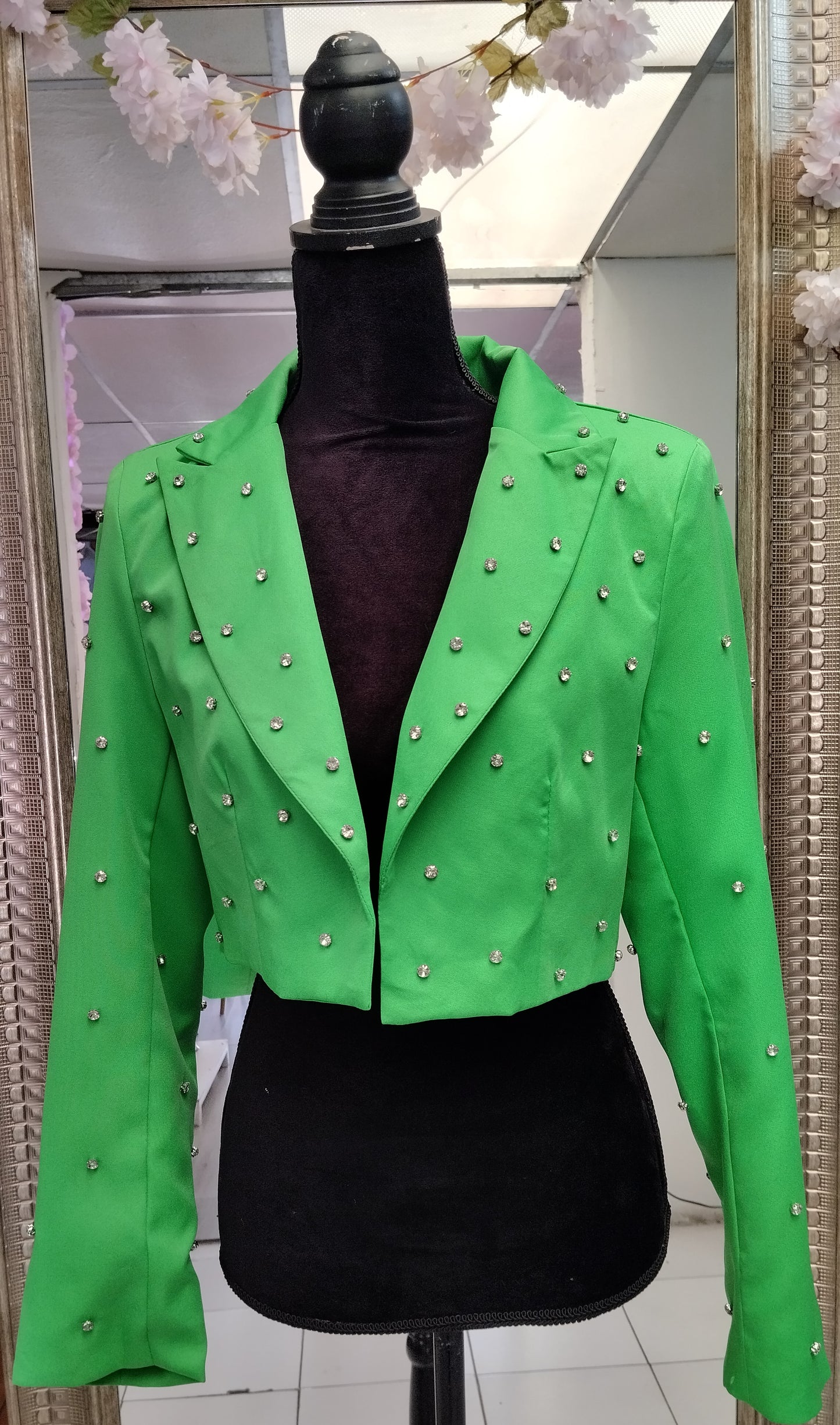 Blazer manga larga corto con pedrería