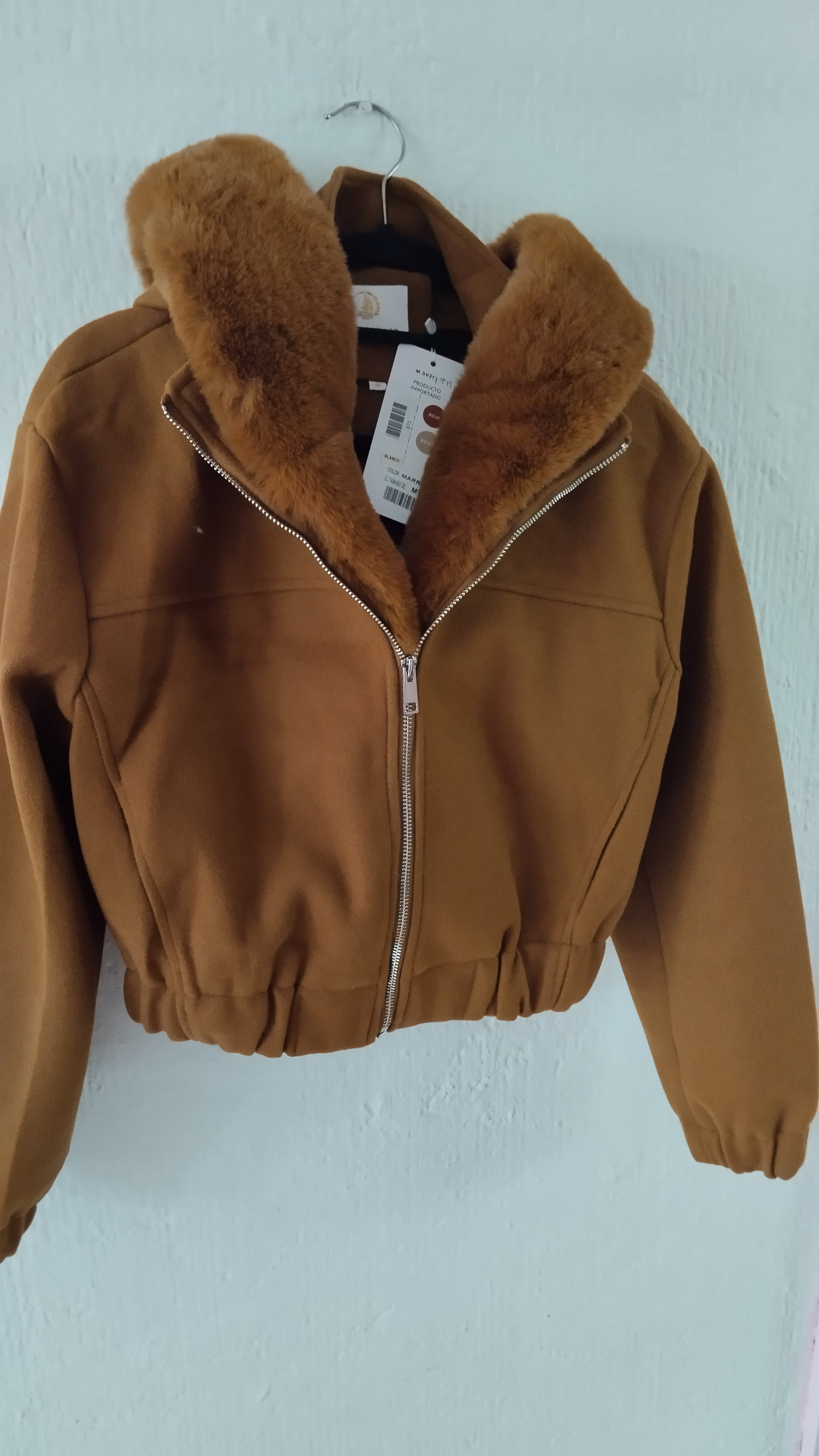 Chamarras cortas con peluche