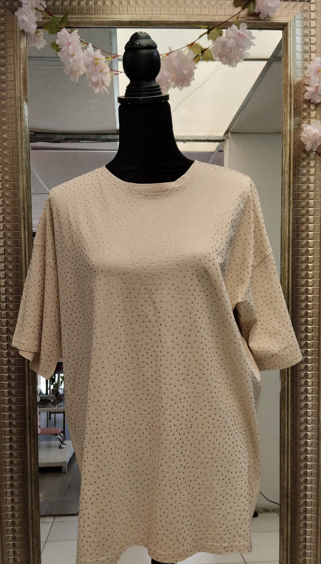 Playera manga corta con brillitos